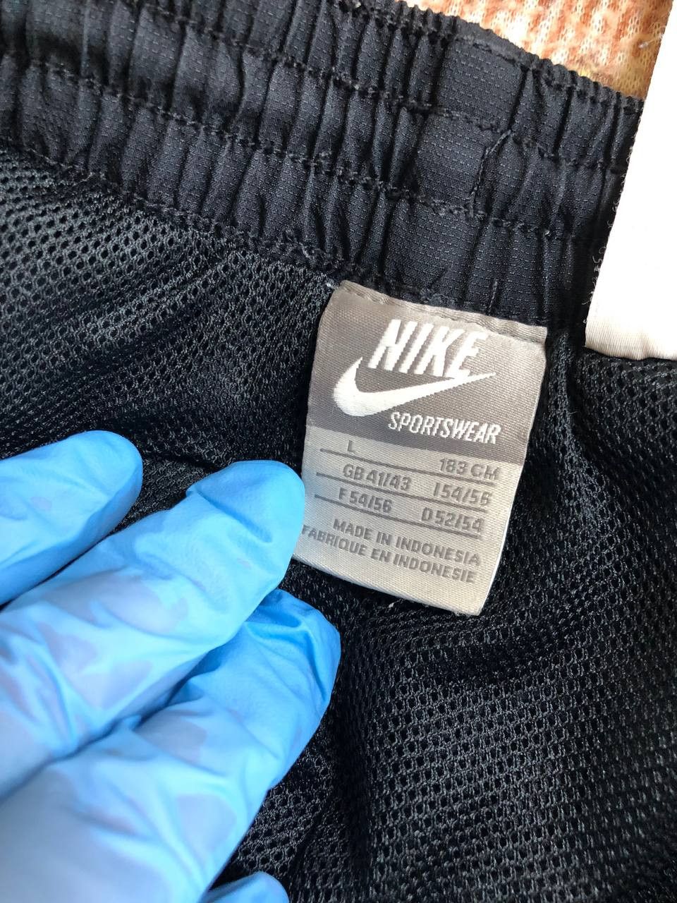 Nike Vintage Nike Baggy Track Pants Hype Streetwear Size US 34 / EU 50 - 2 Thumbnail