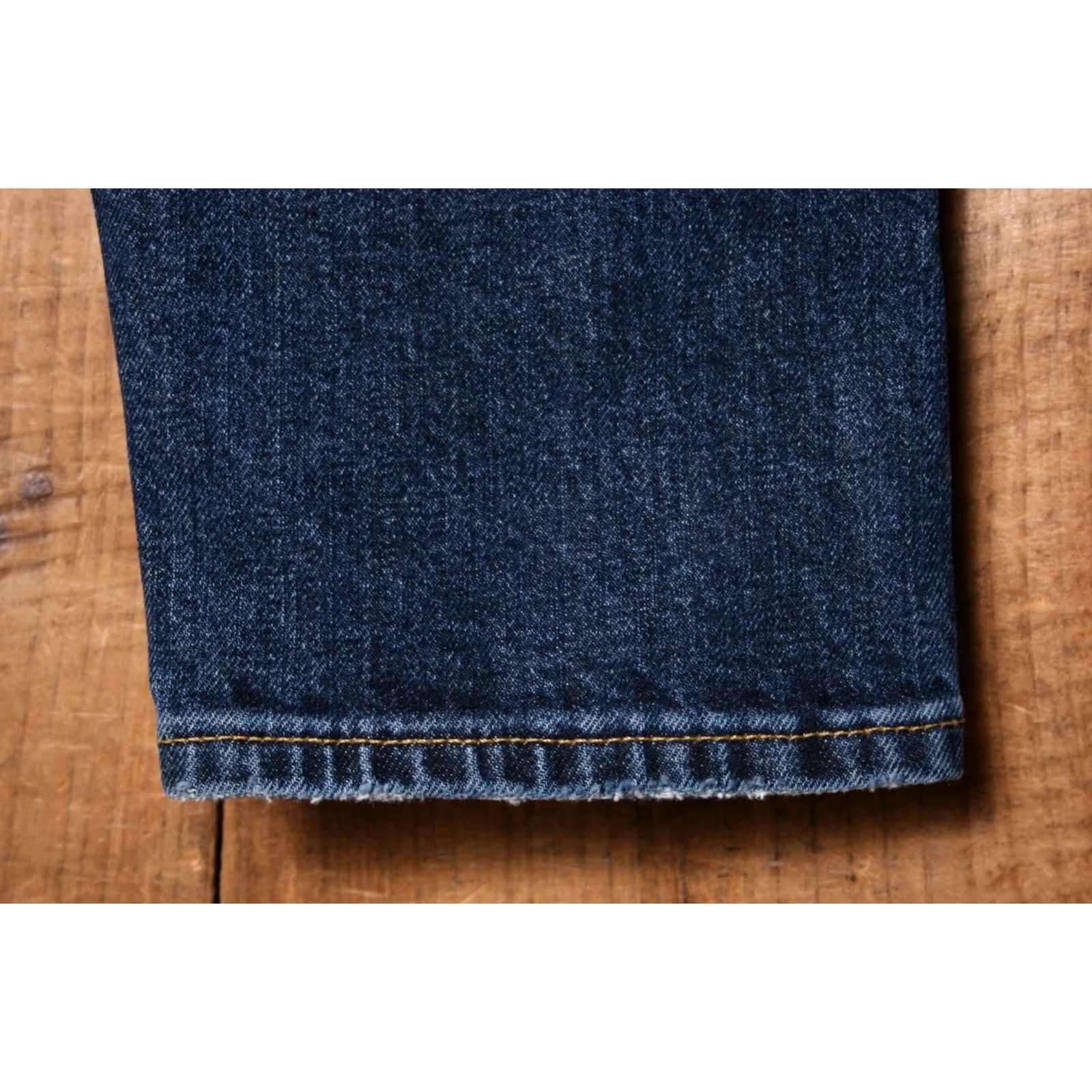 American Eagle Outfitters AE77 Athletic Skinny Stretch Selvedge Denim Blue Jeans 34x32 Regular Mens Athletic Fit Jeans Blue 34x32 - 31 Inseam Size US 33 - 6 Thumbnail