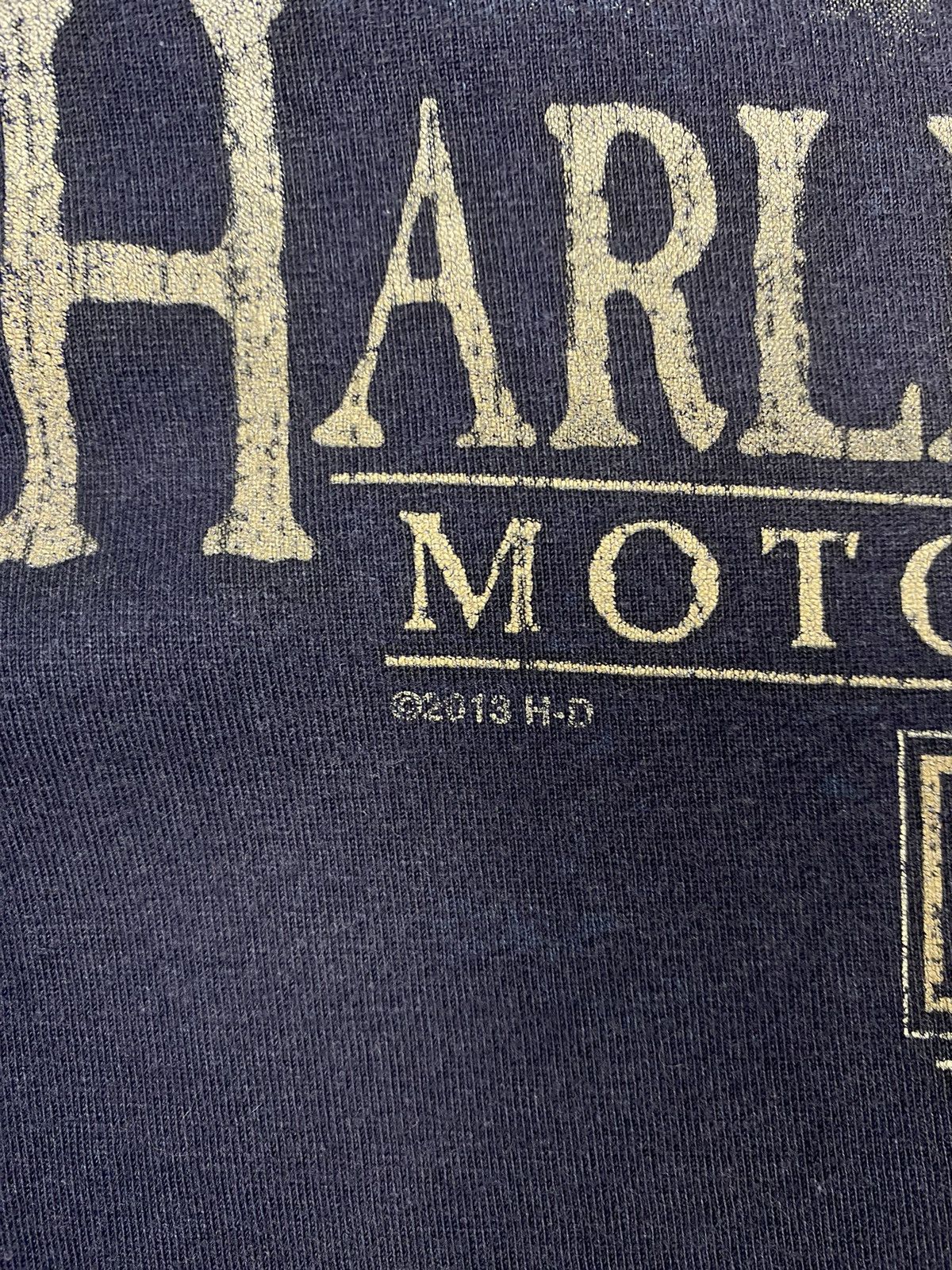 Harley Davidson Harley Davidson Guildford Surrey England Motorcycle 2013 tee Size US S / EU 44-46 / 1 - 8 Thumbnail