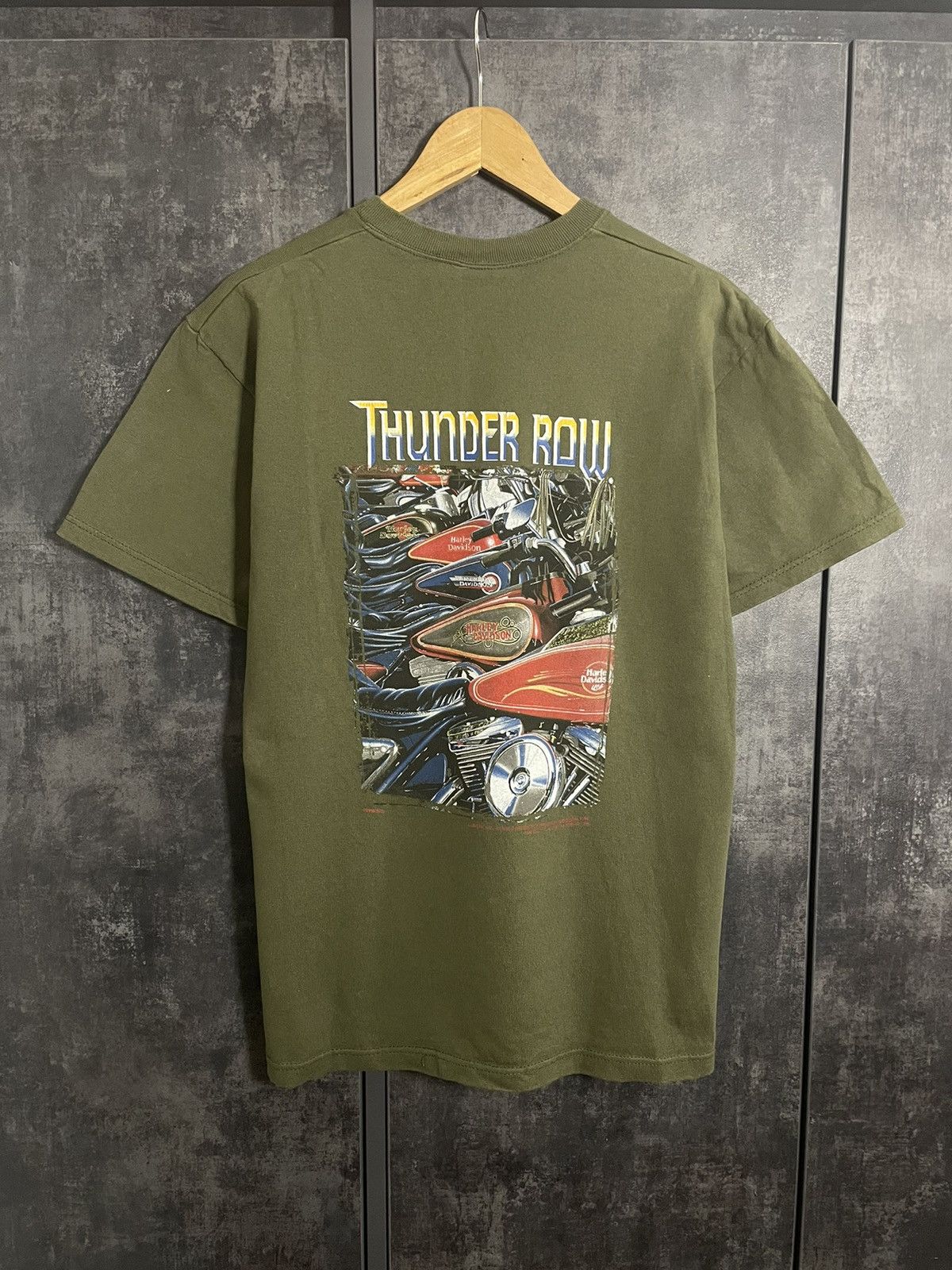 Vintage Rare 1998 Harley Davidson Thunder Row T-shirt 3D Emblem USA Size US M / EU 48-50 / 2 - 5 Thumbnail