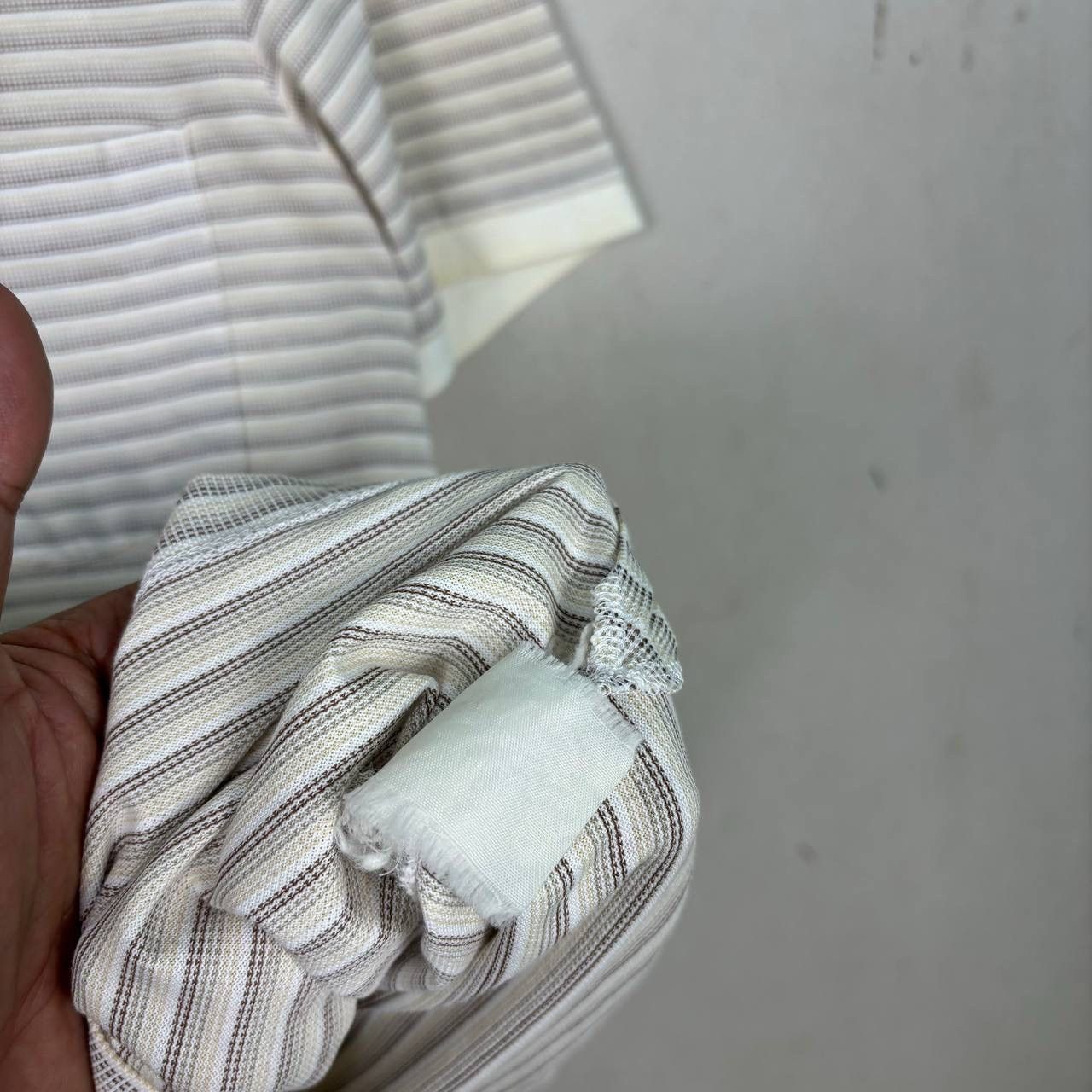 Burberry Vtg Burberry London Striped Knit Polo Shirt Brwon White Sz M Size US M / EU 48-50 / 2 - 5 Thumbnail