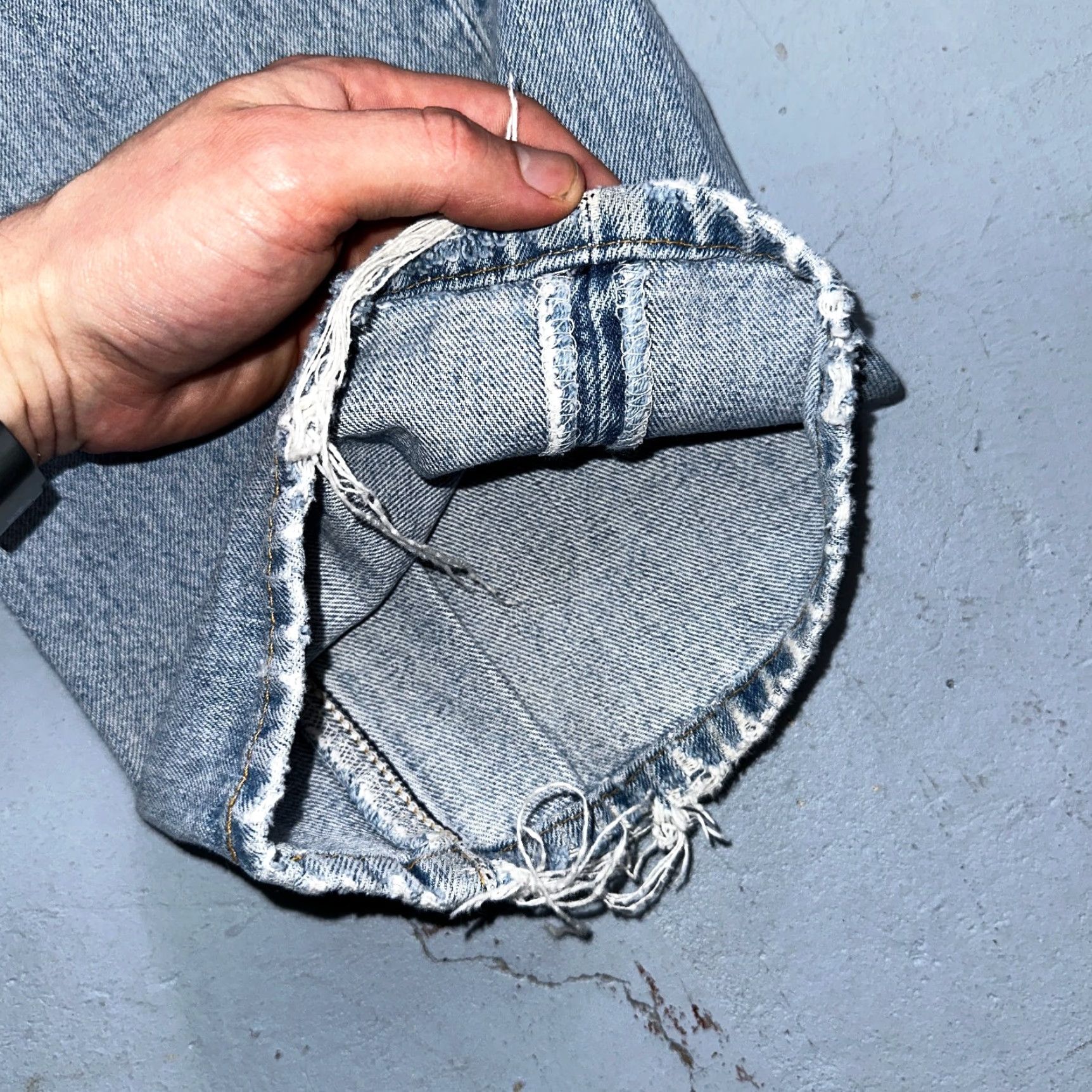 Levi's Levi's 501 Vintage Y2K Straight Jeans 90s Light Blue 38x32 Men's Regular Denim Cotton Blue 501 Series Jeans Size US 38 / EU 54 - 4 Thumbnail