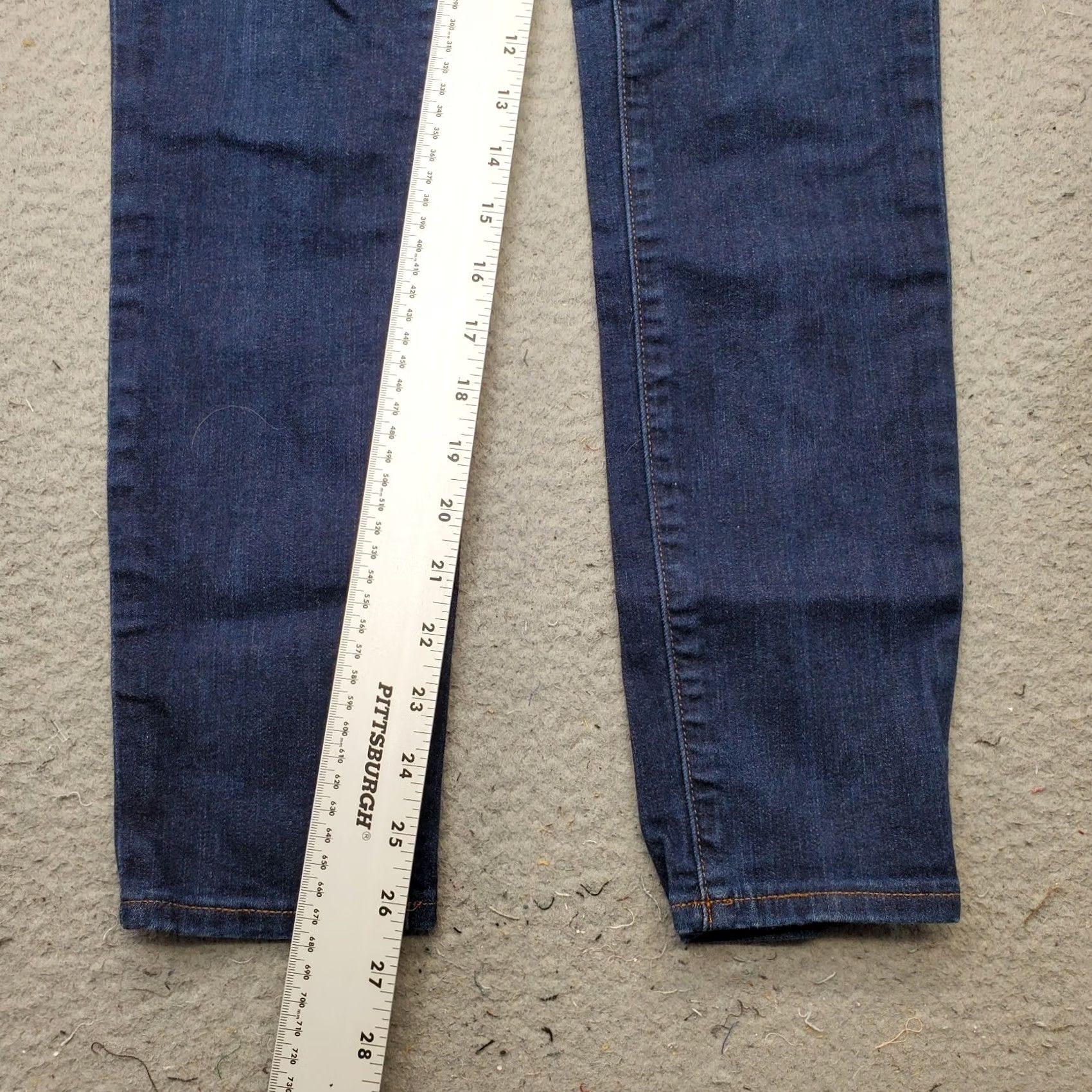 J.Crew J.CREW Jeans Womens 27 Blue Denim Flat Front Dark Wash Stretch High-Rise Skinny Jeans Womens 27 Blue Denim Dark Wash Stretch High-Rise Skinny Size 27" / US 4 / IT 40 - 4 Thumbnail