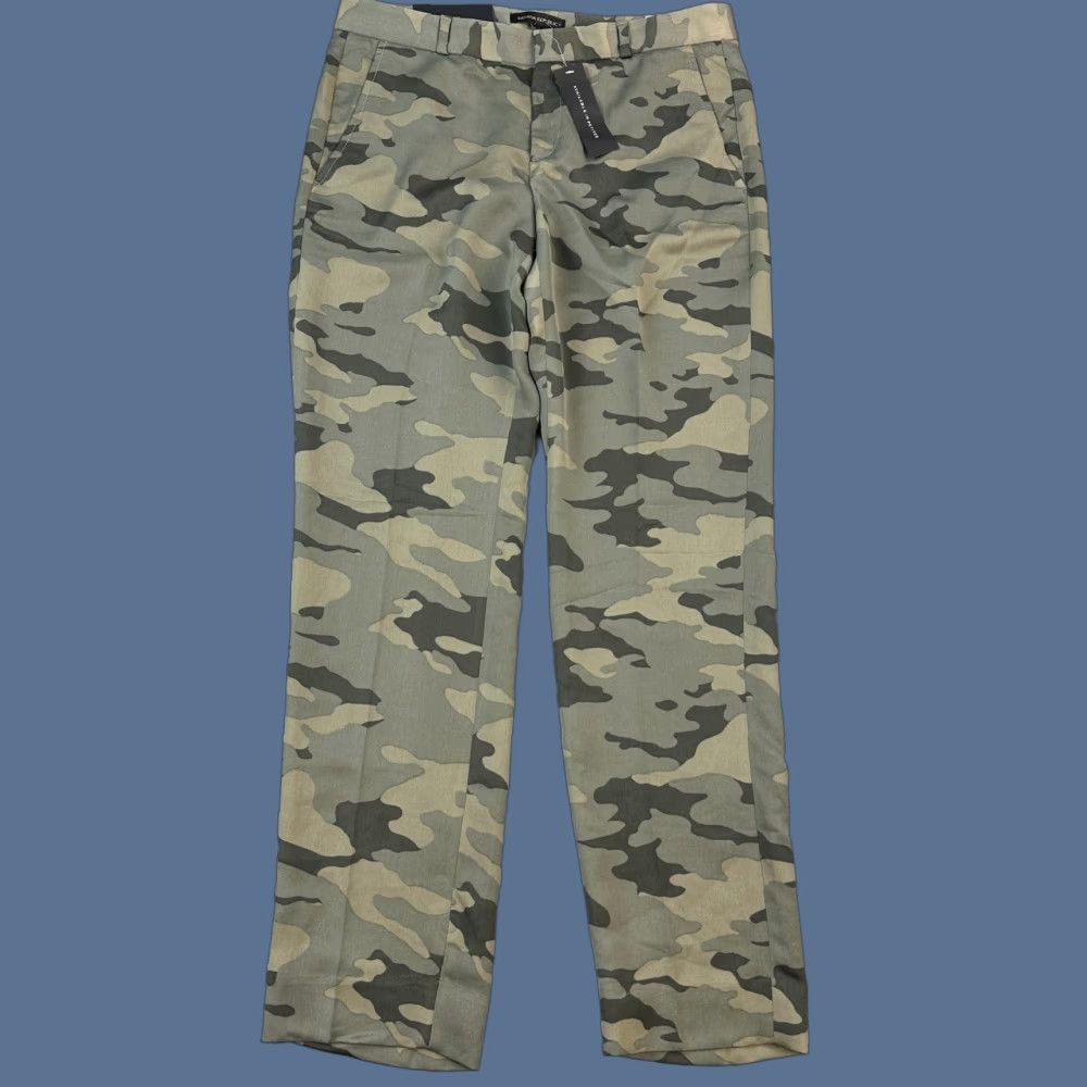 Banana Republic Banana Republic Pants Women’s 6 Camouflage Ryan Mid Rise Slim Fit Straight NWT Size 24" / US 00 / IT 34 - 1 Thumbnail