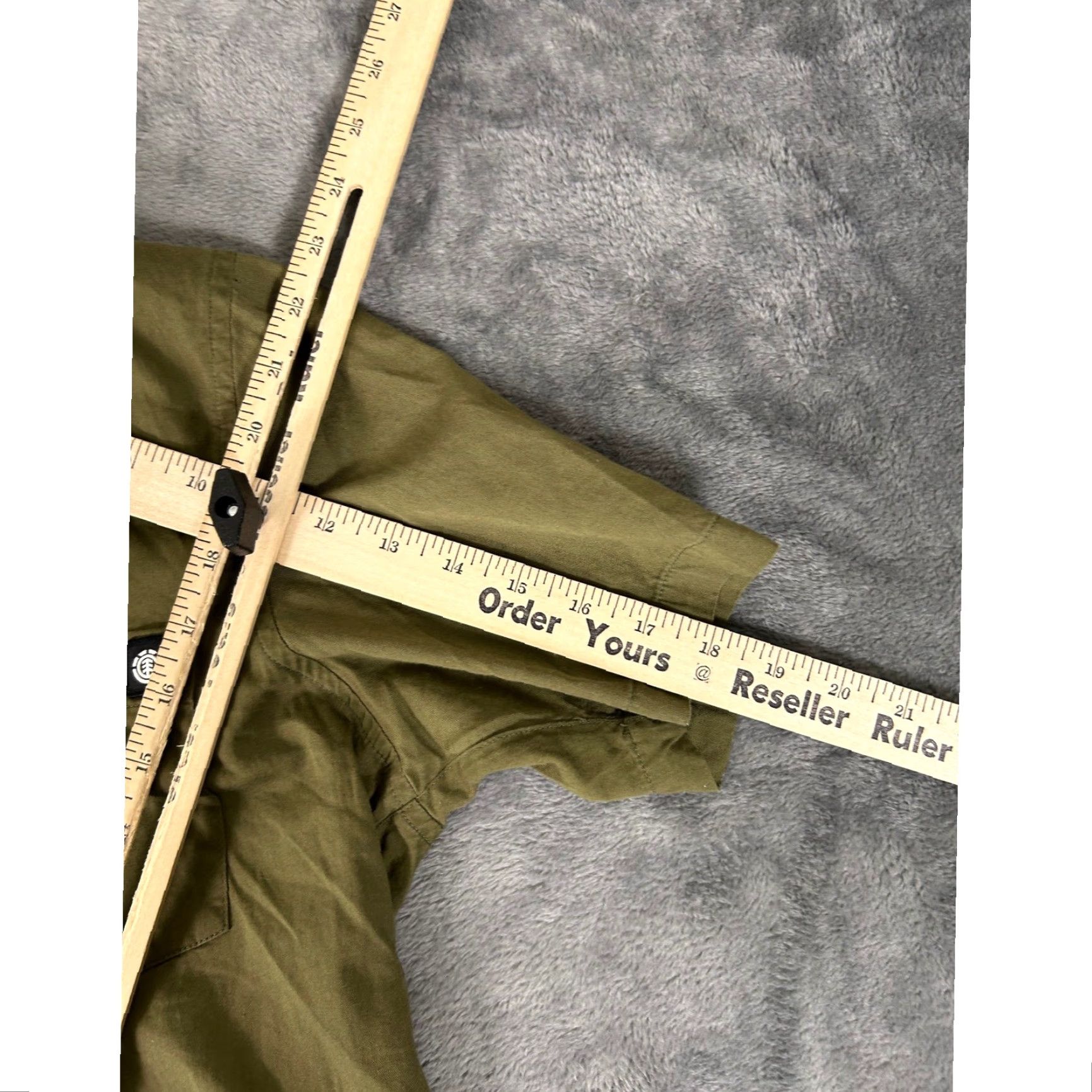 Element Element Shirt XL Mens Olive Green Short Sleeve Button-Up Collared Pocket Breathable Lightweight Vintage No Size US XL / EU 56 / 4 - 5 Thumbnail