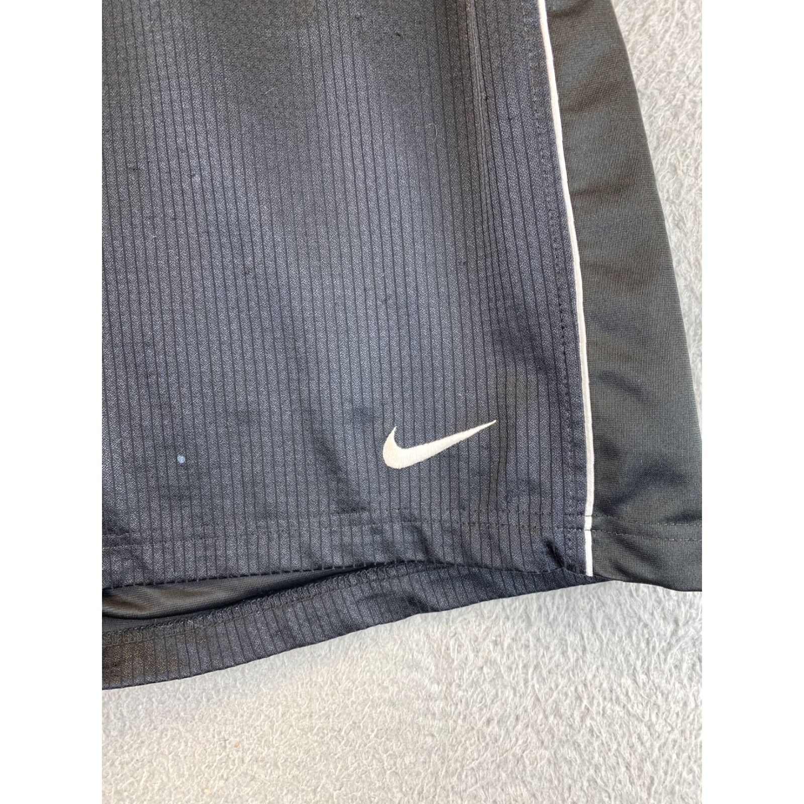 Nike Nike Shorts Black Men’s Size XL Basketball Athletic Pockets Polyester /72-60 Size US 36 / EU 52 - 2 Thumbnail