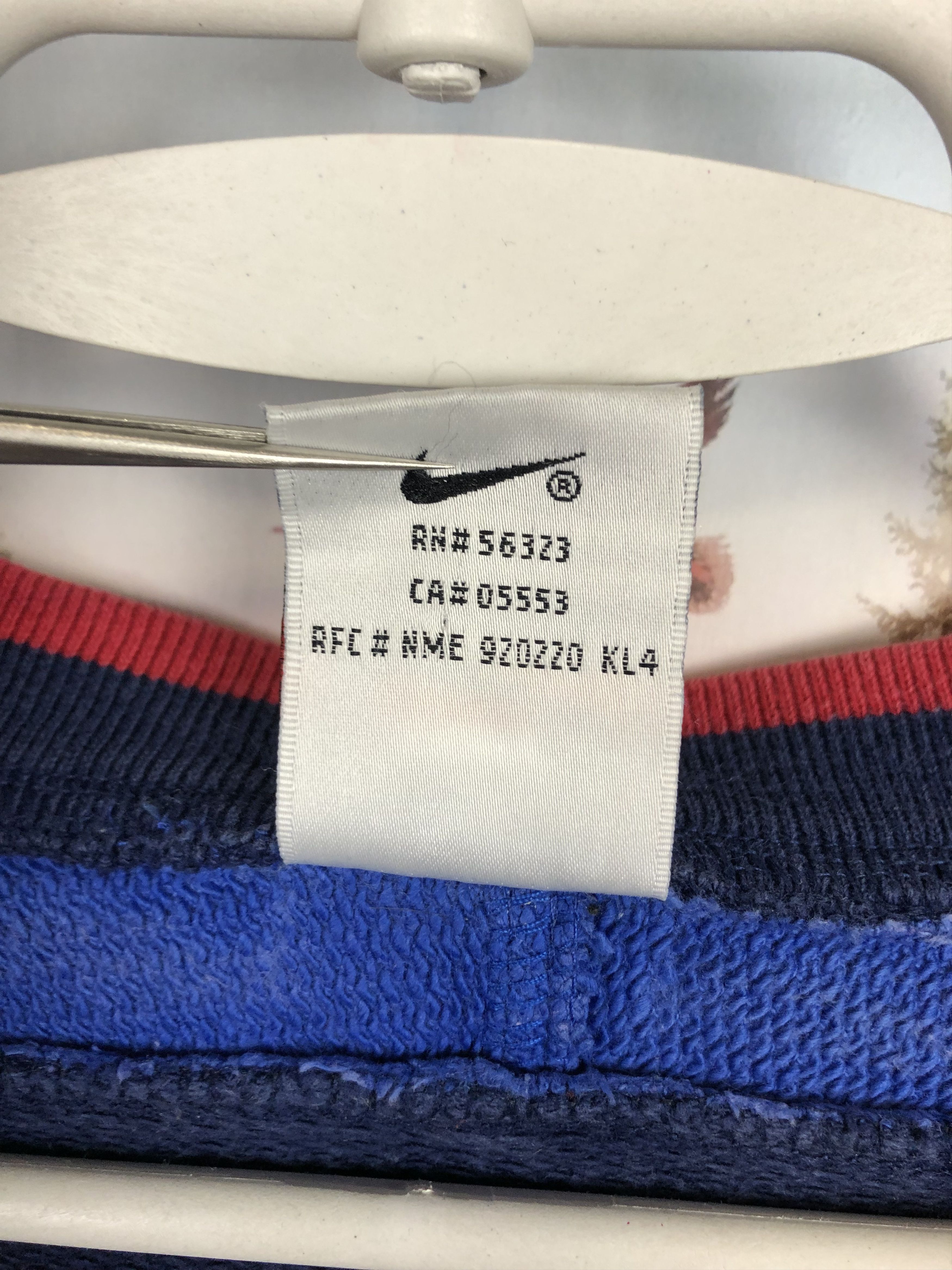 Nike Vintage 90's Nike Glasgow Rangers Football Sweatshirt Soccer Size US L / EU 52-54 / 3 - 9 Thumbnail