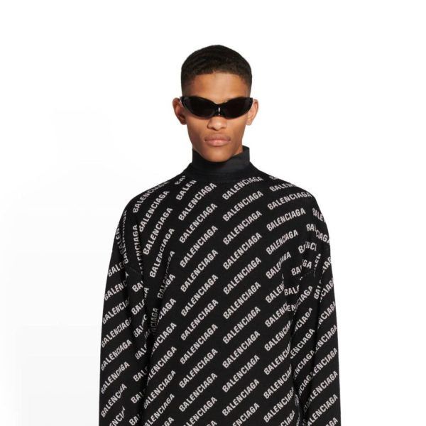 Balenciaga o1mt1gz1124 Mini Allover Logo Sweater in Black/White Size US XL / EU 56 / 4 - 4 Thumbnail