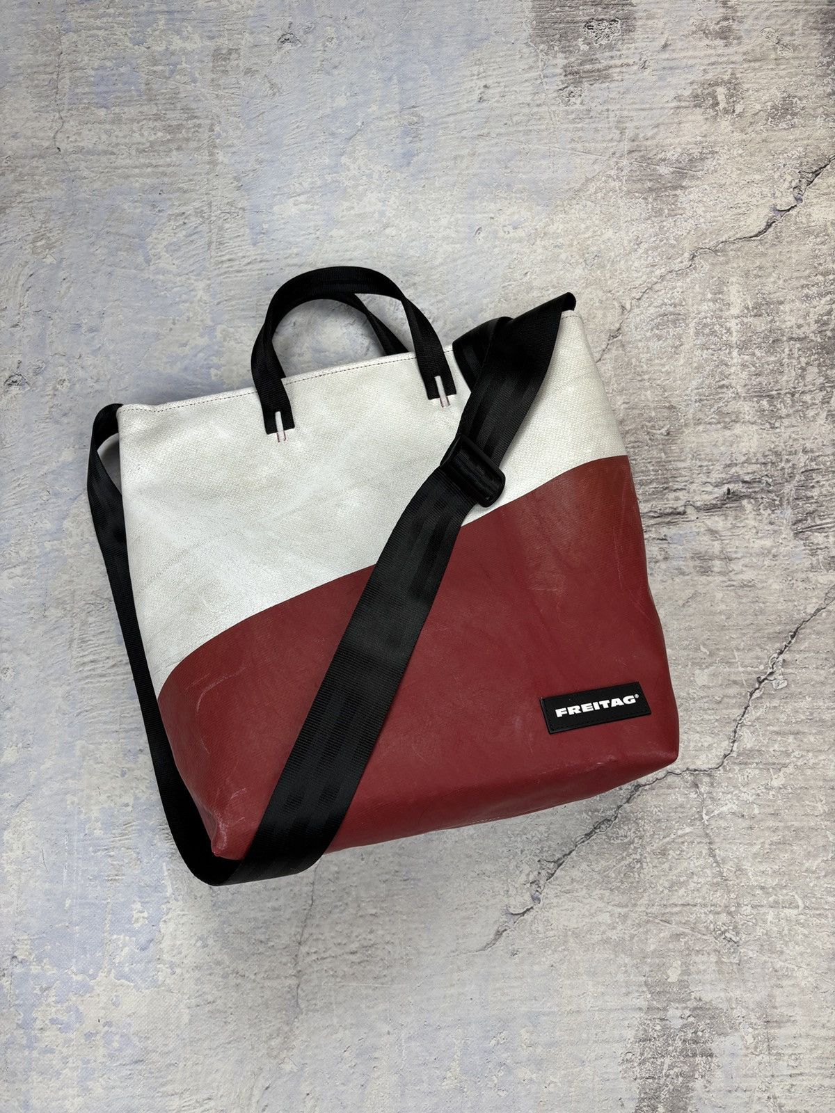 Freitag Freitag shoulder bag recycled rare white red Size ONE SIZE - 1 Thumbnail