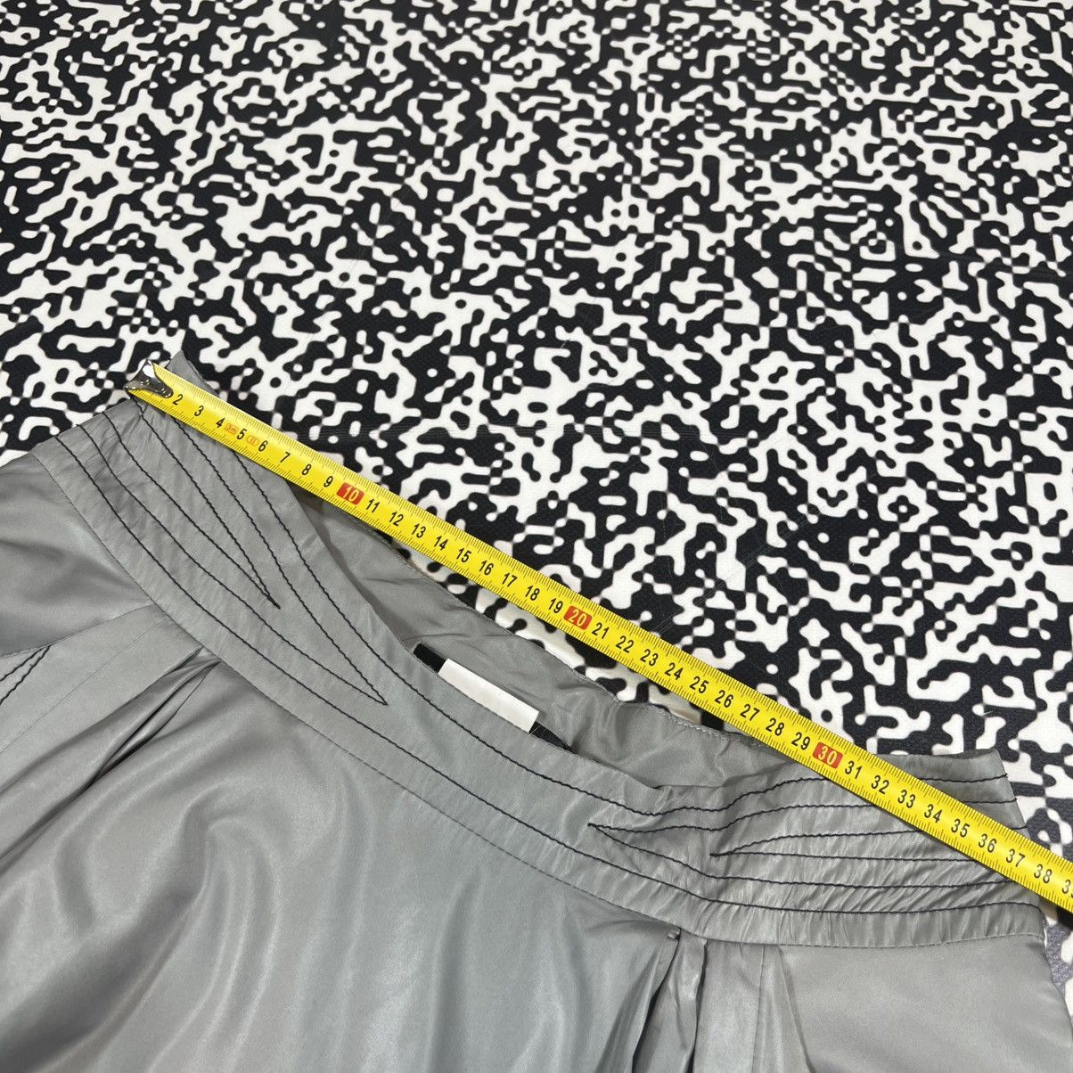 GF Ferre Vintage Y2K GF FERRE Gianfranco Flared Mini Skirt Luxury Size 26" / US 2 / IT 38 - 23 Thumbnail