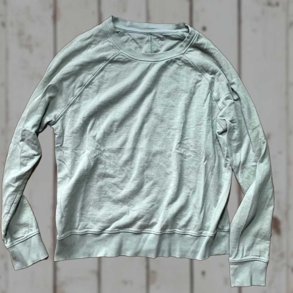Athleta Athleta Sweatshirt Pullover Women's S Green Regular Size Sweatshirt Size S / US 4 / IT 40 - 1 Thumbnail
