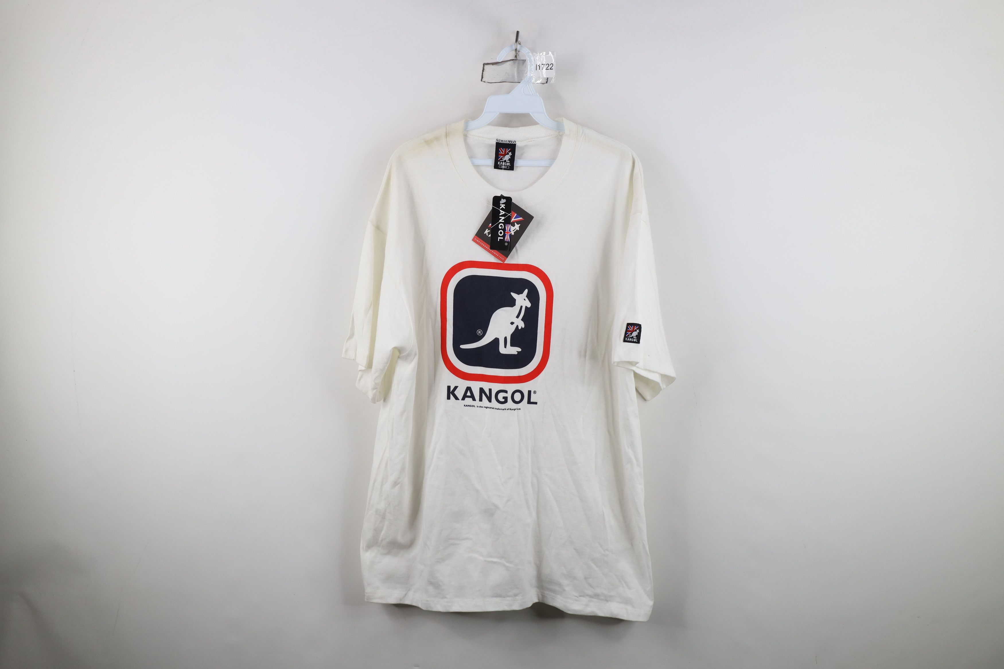 Vintage Deadstock Vintage 90s Kangol Short Sleeve T-Shirt White Size US L / EU 52-54 / 3 - 1 Thumbnail