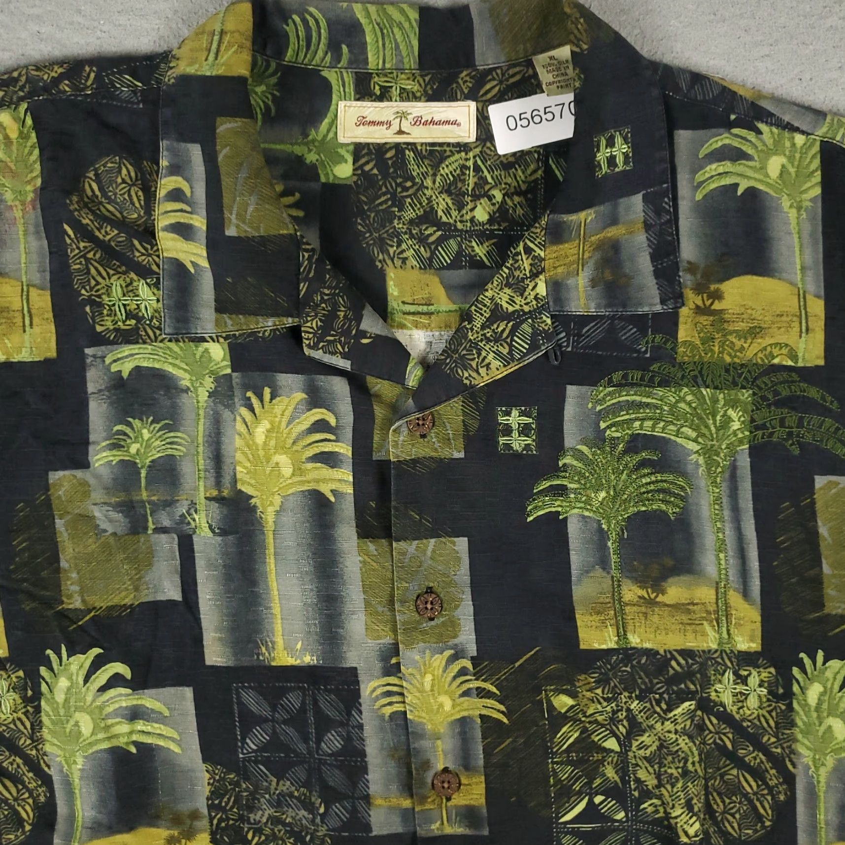 Tommy Bahama Tommy Bahama Shirt Mens XL Black Silk Hawaiian Button Up Short Sleeve Shirt Size US XL / EU 56 / 4 - 2 Thumbnail