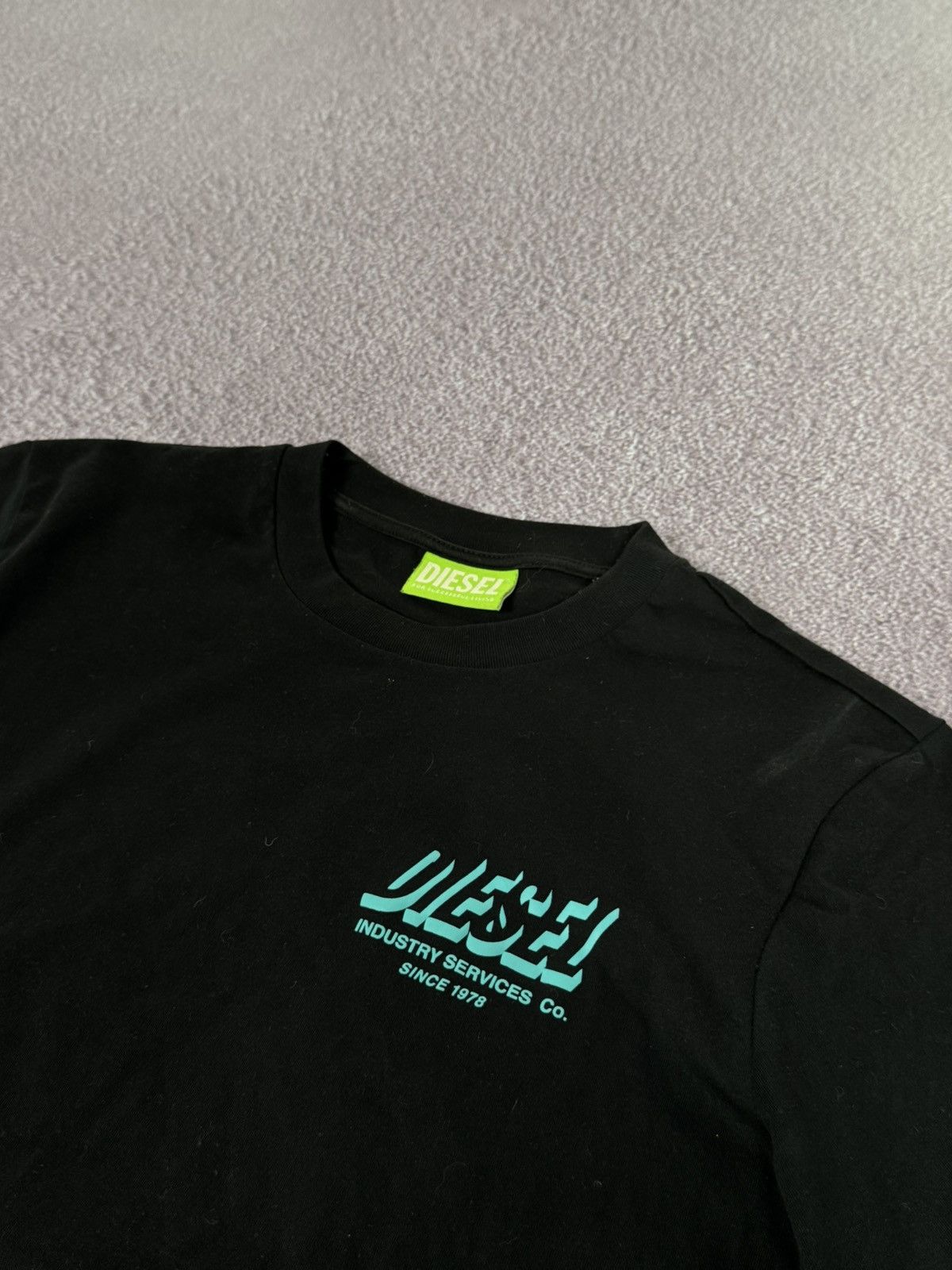 Diesel Diesel Y2K Logo Fabulous Design 3D Graphic T-Shirt Size M / US 6-8 / IT 42-44 - 8 Thumbnail