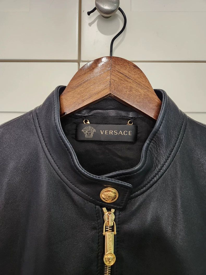 Versace Versace Black sheepskin asymmetrical willow studded zip le Size S / US 4 / IT 40 - 3 Thumbnail