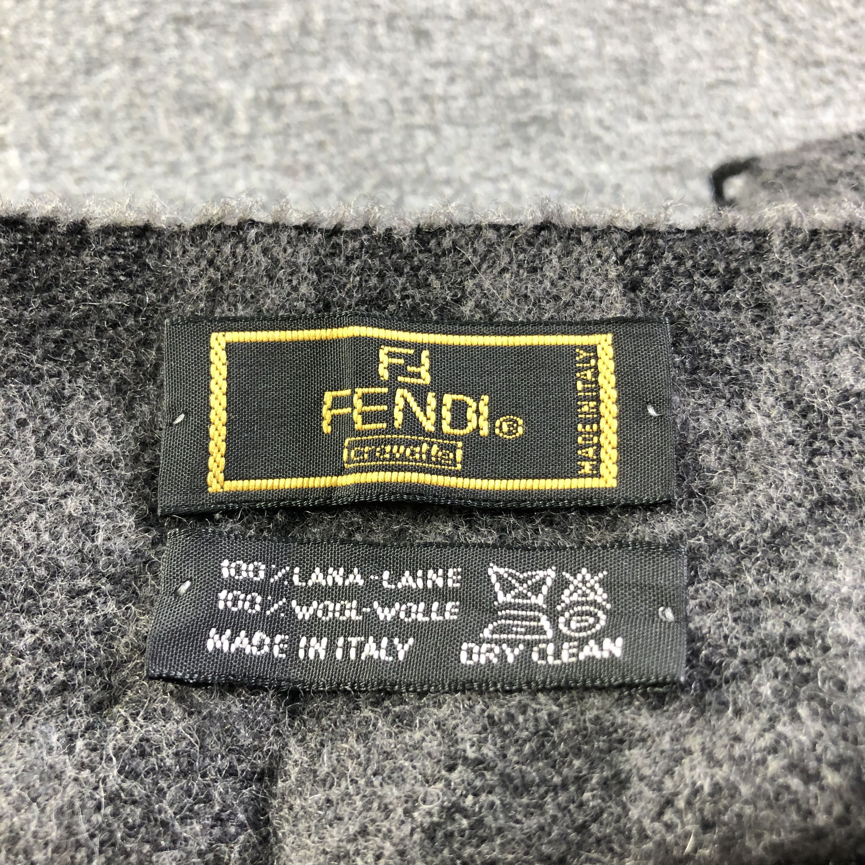 Fendi Fendi Wool Scarf Muffler V2639 Size ONE SIZE - 4 Thumbnail