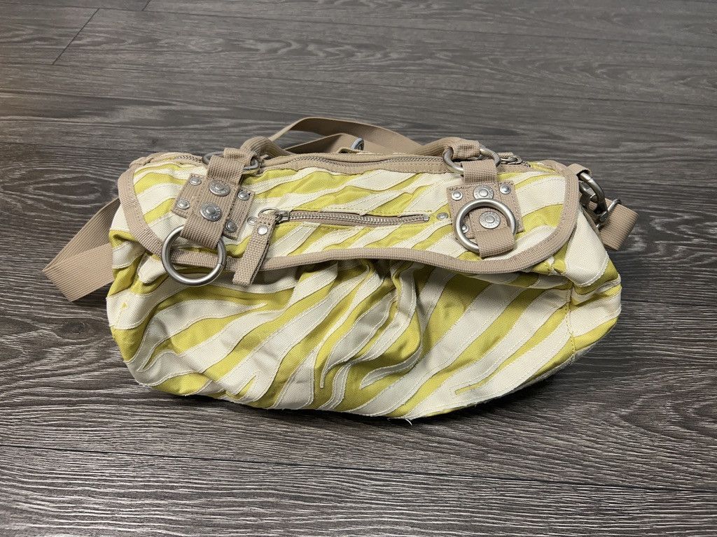George Gina & Lucy Women GGL BAGATELLE ZULU Handle Crossbody Avantgarde Bag Y2K Size ONE SIZE - 10 Thumbnail