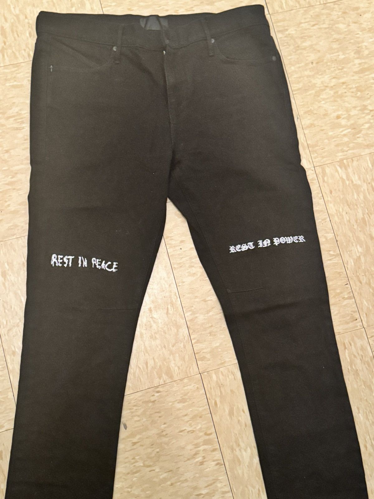 Rta RTA black skinny jeans rest in peace and rest in power Size US 33 - 1 Thumbnail