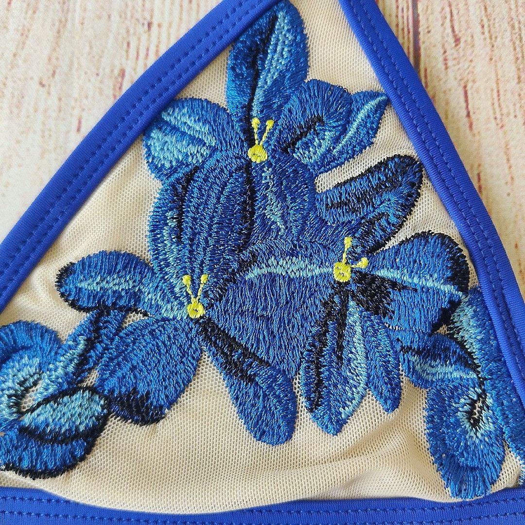Topshop Topshop triangle embroidered mesh floral bikini top sz 4 Size ONE SIZE - 6 Thumbnail