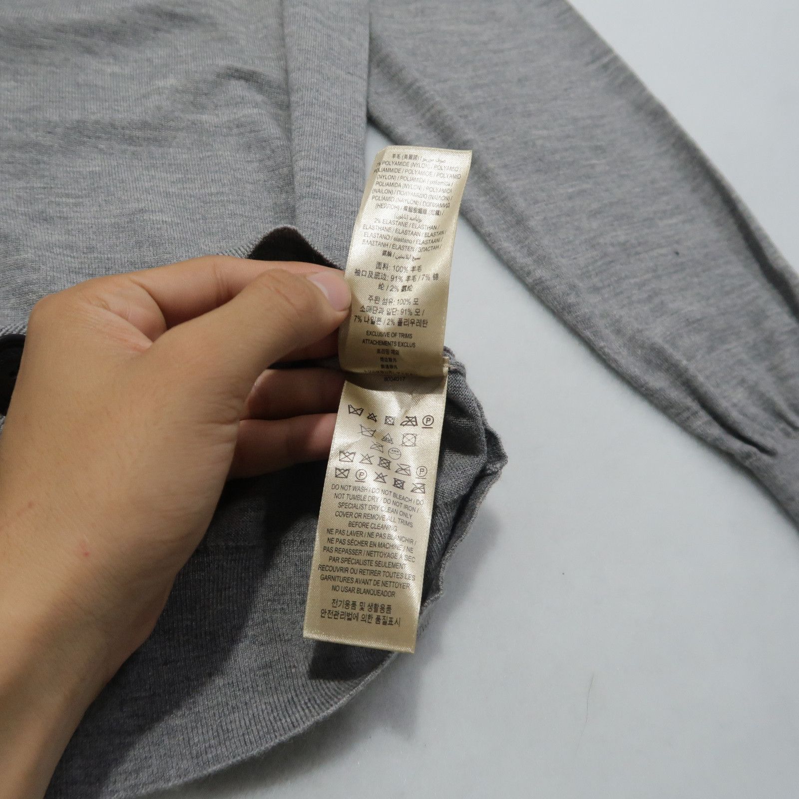 Burberry Burberry Nova Check Wool Patch Detail Distressed Cardigan Size US L / EU 52-54 / 3 - 9 Thumbnail