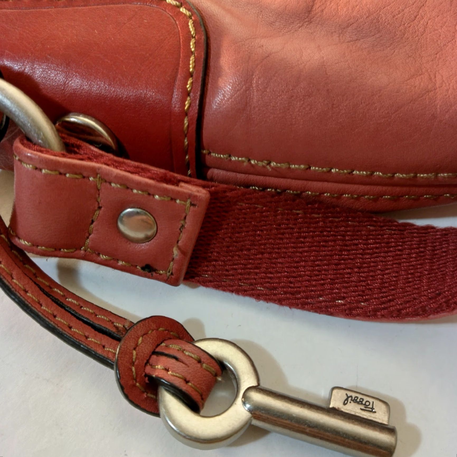Fossil FOSSIL Women's Leather Shoulder Bag 2-Tone Red Hobo Purse Casual Travel Matte Silver Zipper Size ONE SIZE - 7 Thumbnail