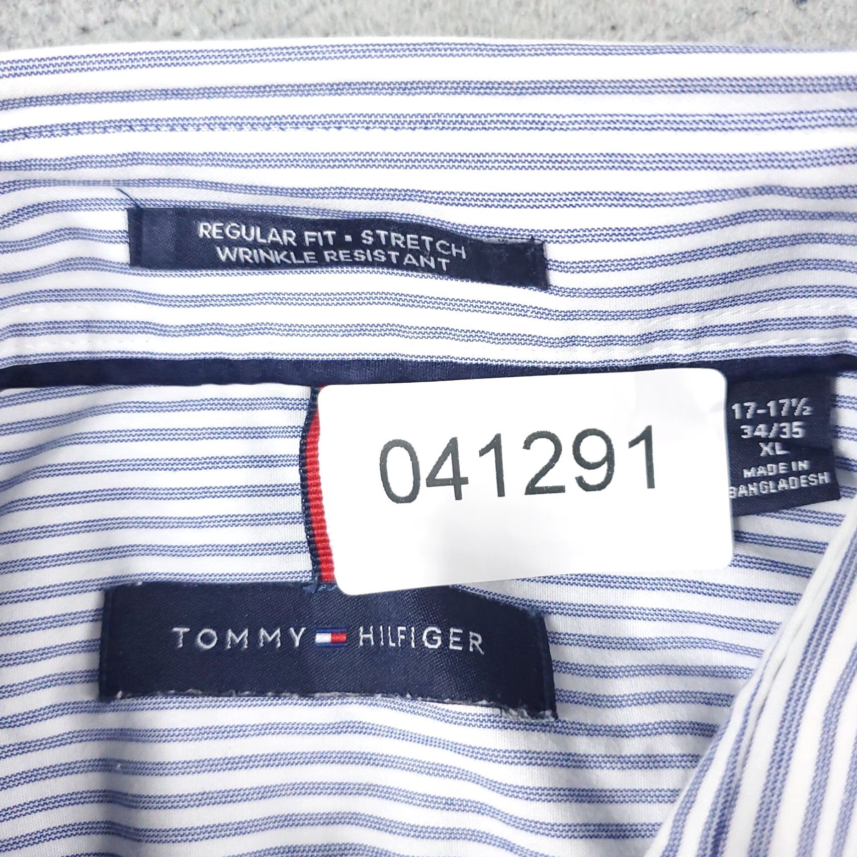 Tommy Hilfiger Tommy Hilfiger Shirt Mens XL White Blue Striped Button Up Long Sleeve Casual Business Formal Regular Fit Blue Mens XL Button-Up Shirt Size US XL / EU 56 / 4 - 6 Thumbnail