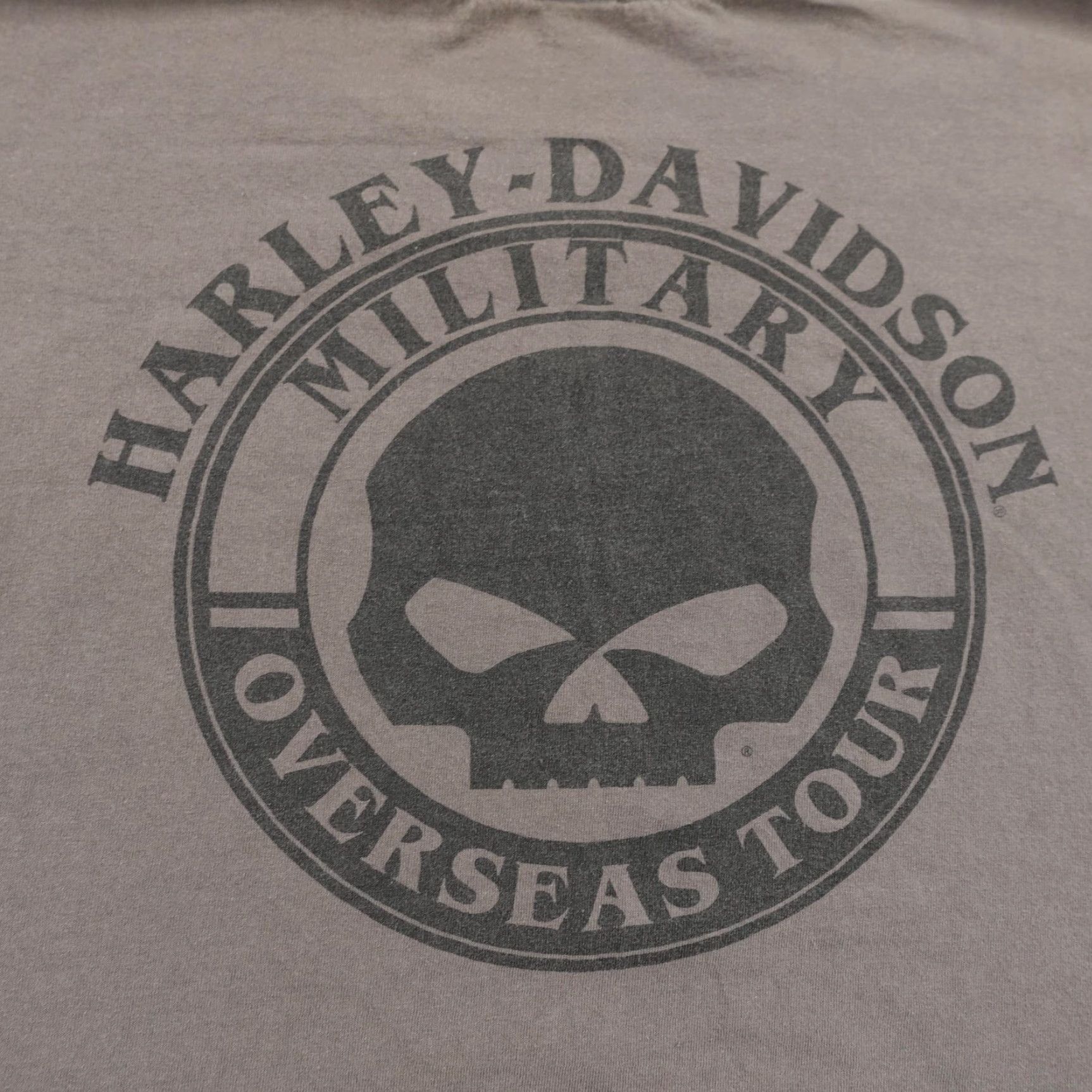 Harley Davidson VINTAGE Harley-Davidson Shirt Mens 3XL Gray Biker Motorcycle Military Skull Long Sleeve Graphic Print Crew Neck Cotton T-Shirt Mens Size US XXL / EU 58 / 5 - 6 Thumbnail