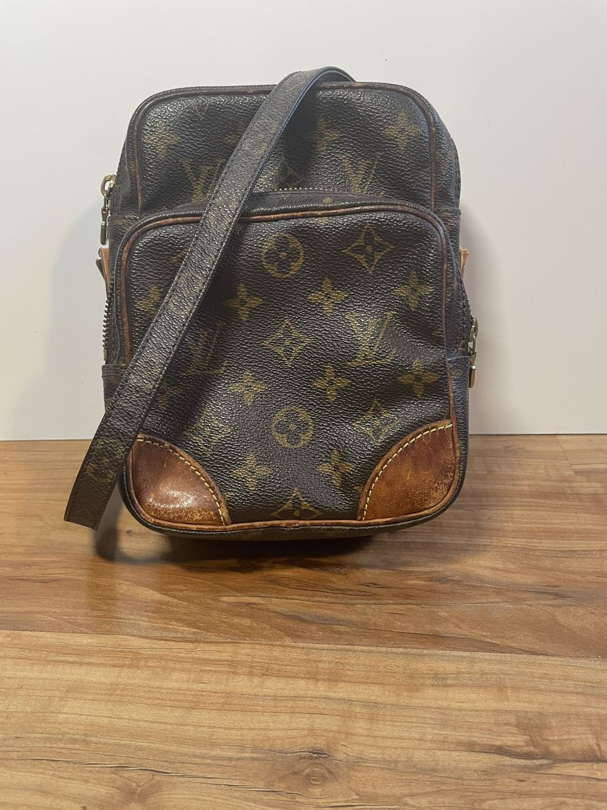 Louis Vuitton Louis Vuitton crossbody vintage Size ONE SIZE - 1 Thumbnail