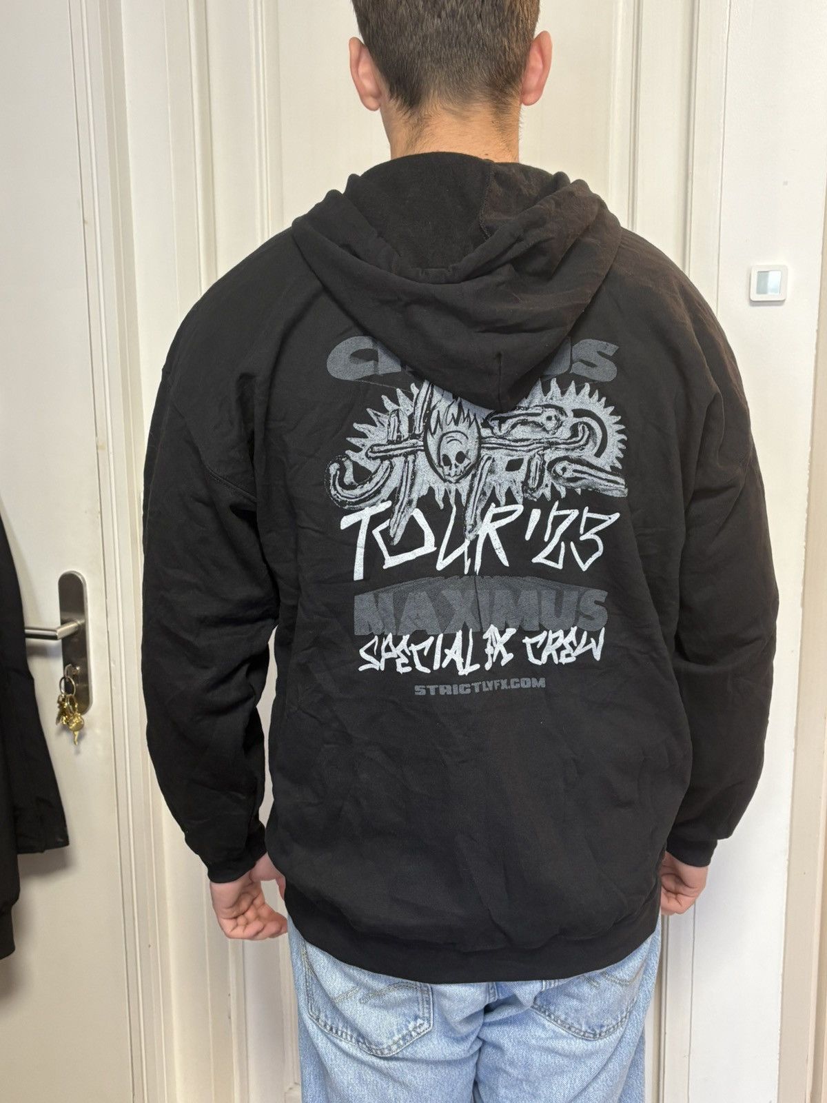 Gildan Utopia Circus Tour 2023 "Special FX Crew" Zip Hoodie - Black Size US XL / EU 56 / 4 - 1 Thumbnail