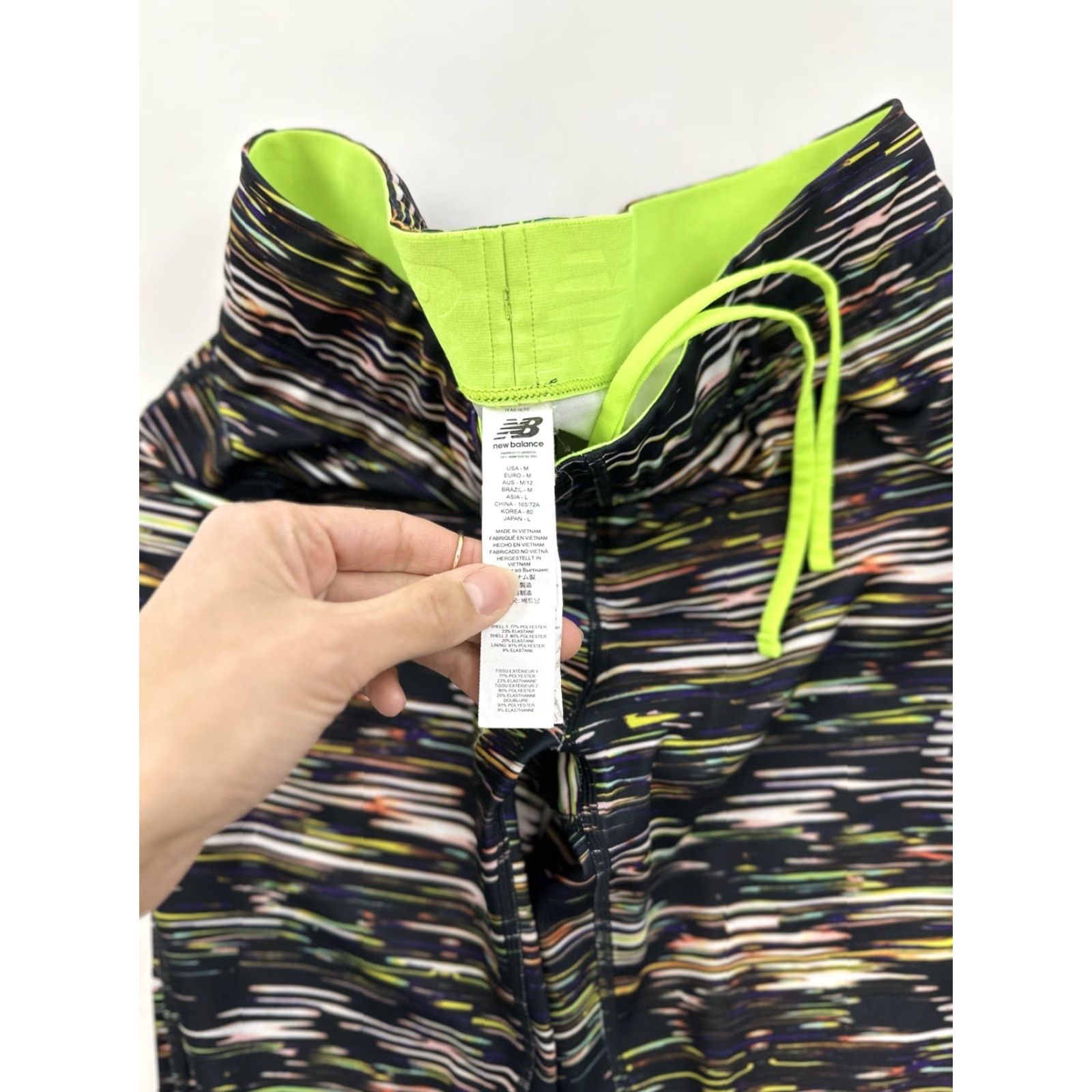 New Balance New Balance Leggings Women’s M Cropped Compression Multicolor Blue Striped Activewear Women's Leggings Size 32" / US 10 / IT 46 - 4 Thumbnail