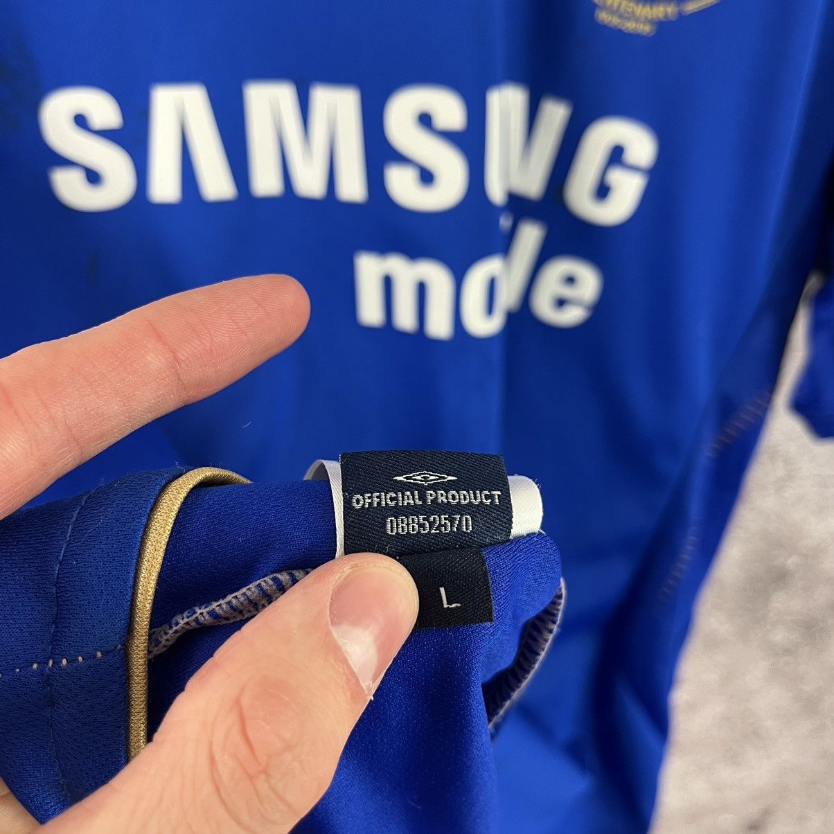 Chelsea Soccer × Umbro Chelsea 2005/2006 Home Soccer Jersey Size L Size US L / EU 52-54 / 3 - 14 Thumbnail
