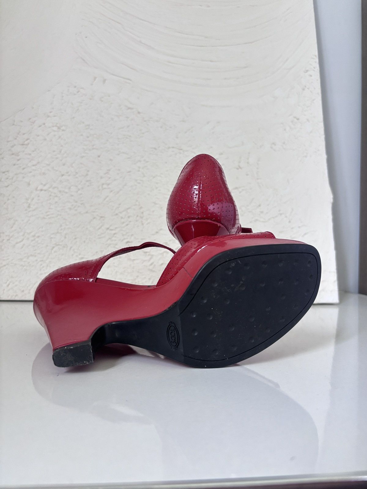 Tod's TODS Polka Dot Patent Leather Red Wedge Sandals, T- Strap Size US 7 / IT 37 - 5 Thumbnail