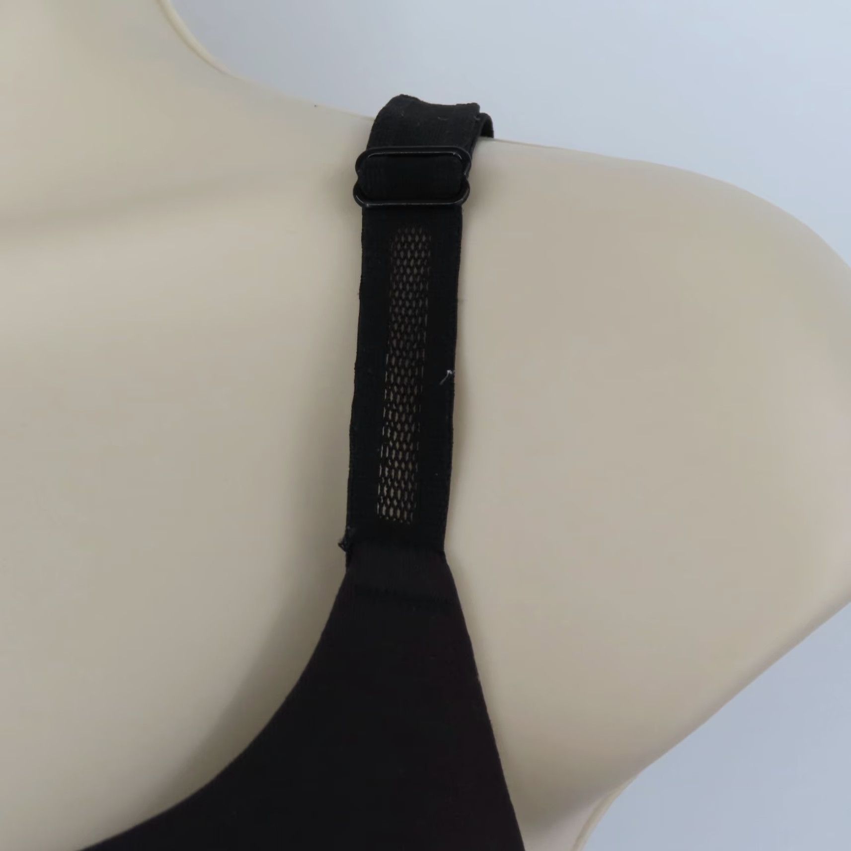 Vintage Maidenform Bra 36D DM0070 Dreamwire Back Smoothing Underwire Solid Black Women Size ONE SIZE - 5 Thumbnail