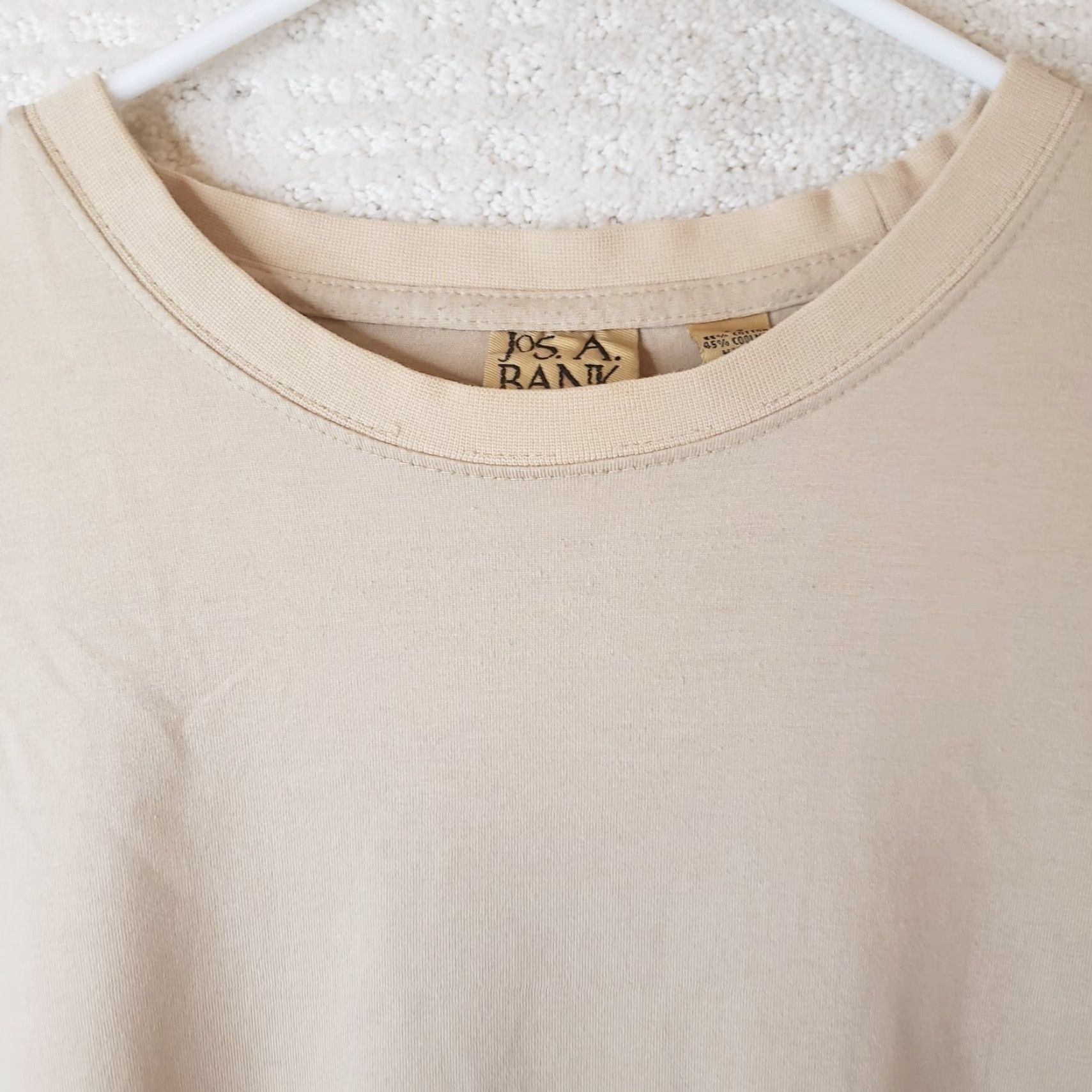 Jos. A. Bank Jos. A. Bank Shirt XL Beige Crewneck Short Sleeve Linen? No, Cotton Blend Tee Shirt Men Classic Designer Summer Casual Workwear Size US XL / EU 56 / 4 - 4 Thumbnail
