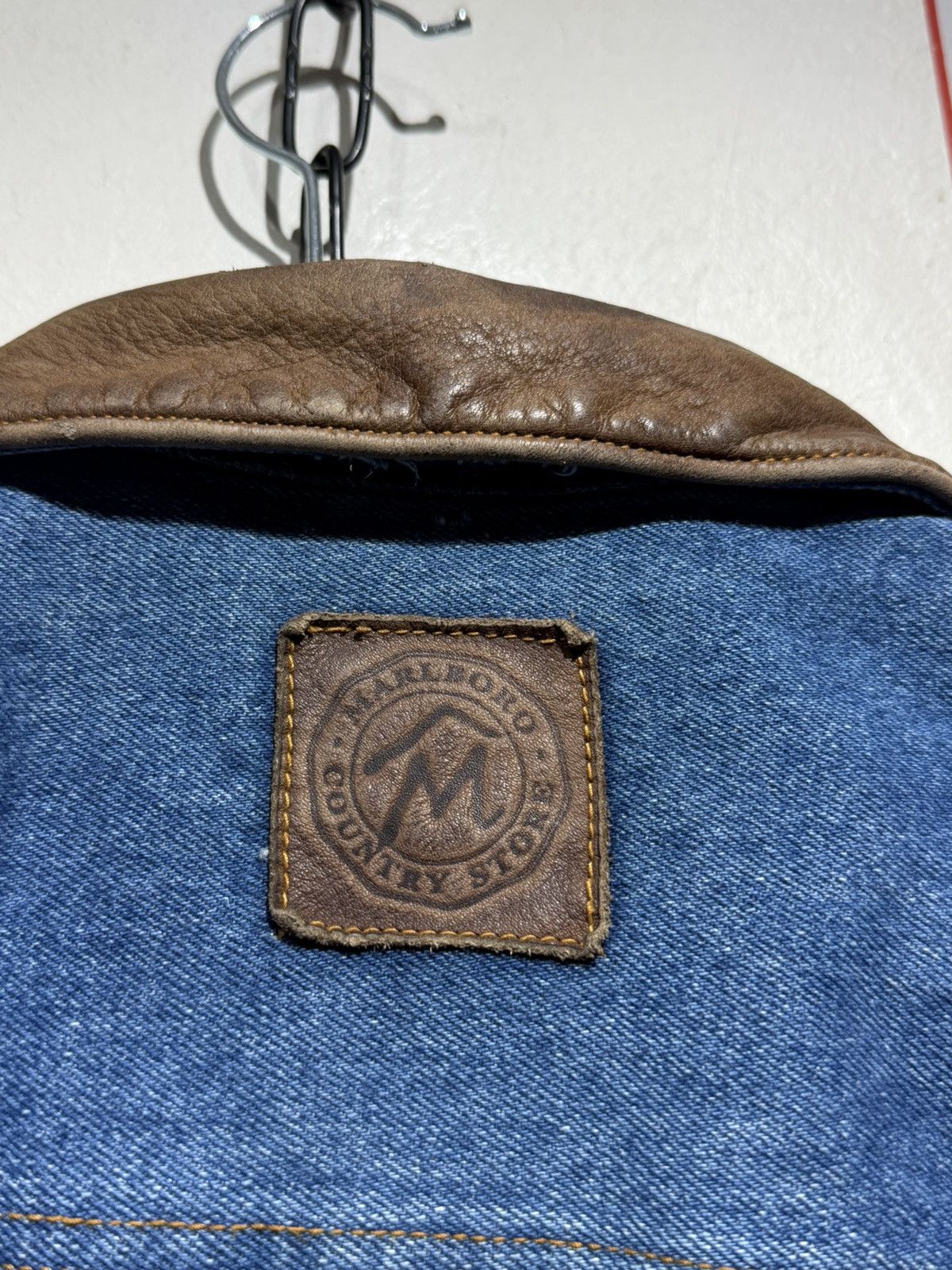 Marlboro Vintage 90s Marlboro denim jacket Size US L / EU 52-54 / 3 - 9 Thumbnail