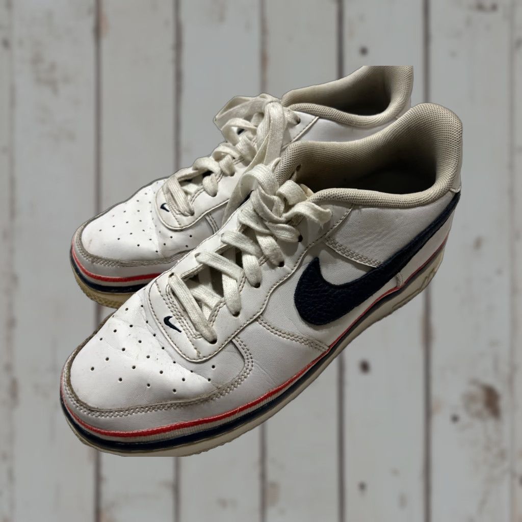Nike VINTAGE NIKE Air Force 1 Low USA Ribbon Red White Blue CJ1377-100 Men’s Size 6.5Y (6.5 US) Sneakers Size US 7 / EU 40 - 1 Thumbnail