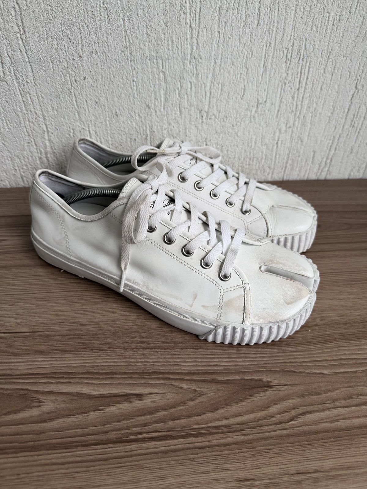 Maison Margiela 🫆tabi leather sneakers Size US 10.5 / EU 43-44 - 4 Thumbnail