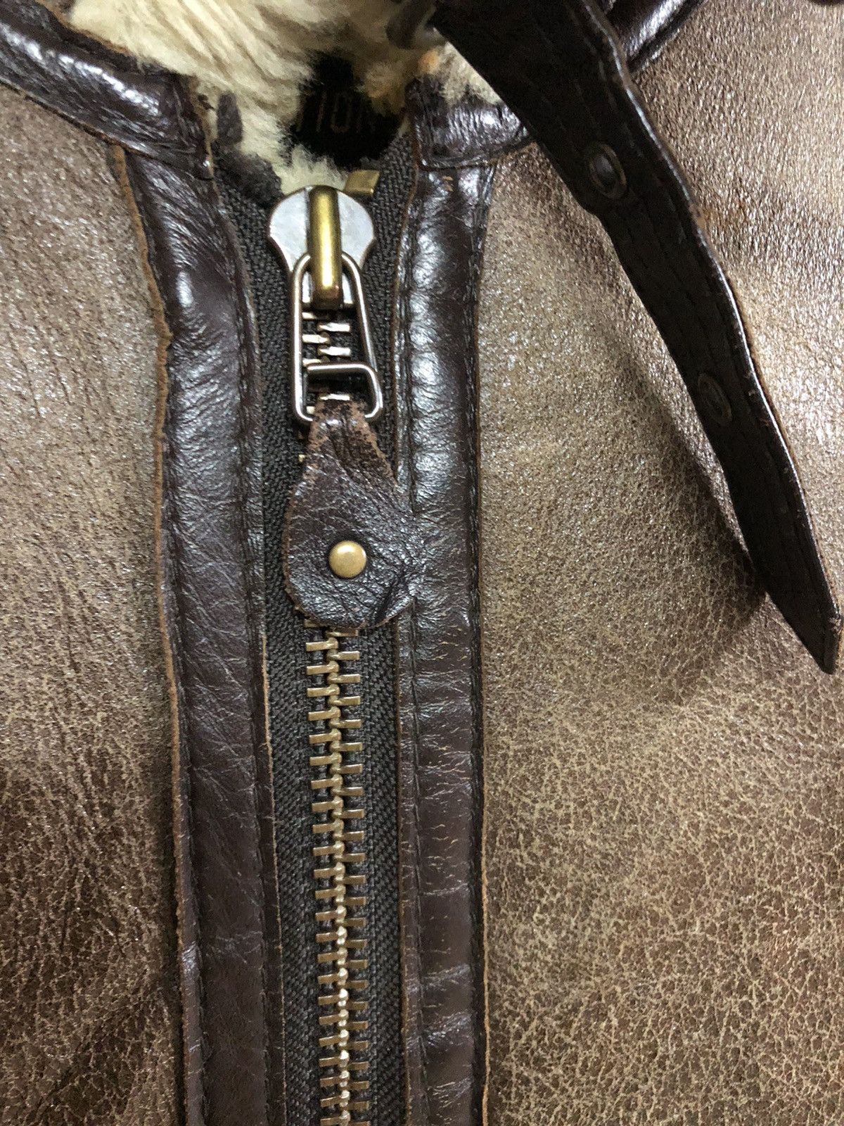 Japanese Brand Vintage Sherling B-3 80’s Reservations Jacket leather army Size US L / EU 52-54 / 3 - 5 Thumbnail