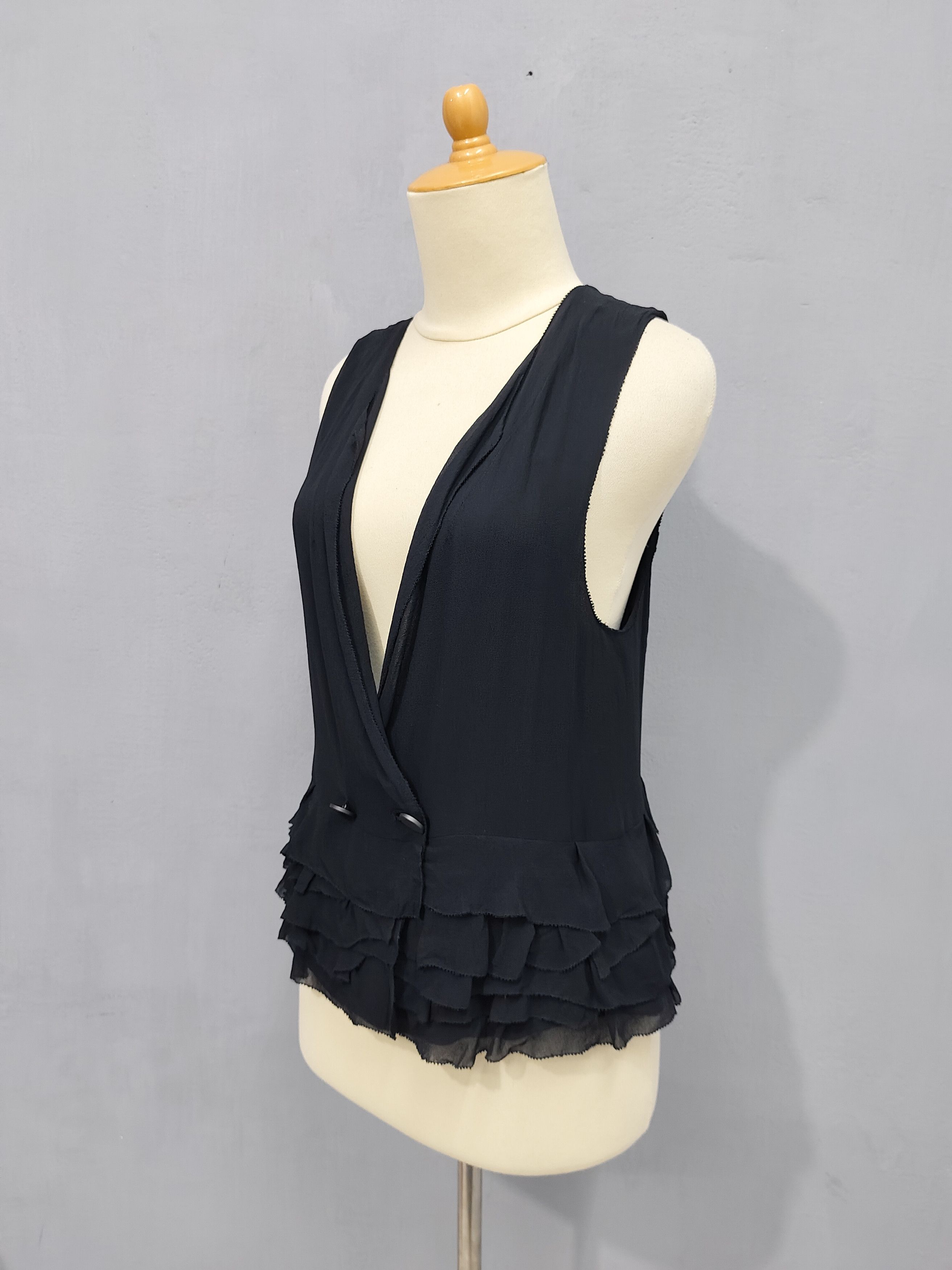 Japanese Brand Made in Heaven- Gothic Silk Deep V Ruffle Hem Vest Size M / US 6-8 / IT 42-44 - 3 Thumbnail