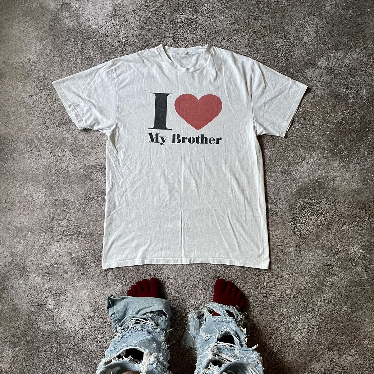 Vintage Y2K ADULT “ I LOVE MY BROTHERS “ FUNNY TEE