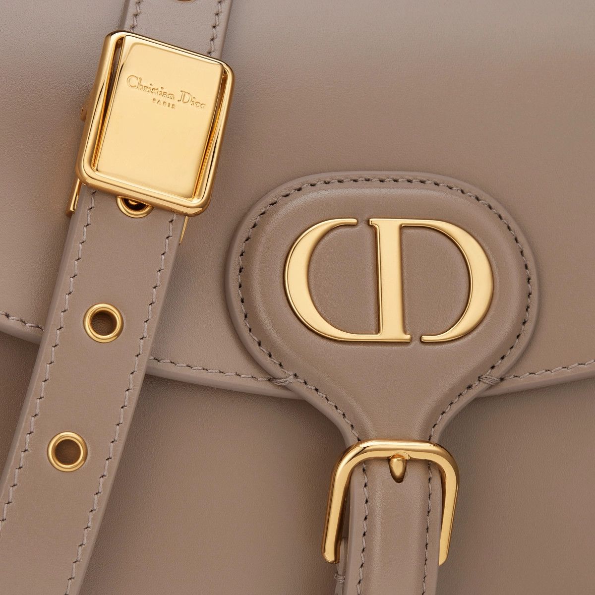 Dior o1bcso1str1124 Size: OS / Bobby Bag in Warm Taupe Size ONE SIZE - 6 Thumbnail