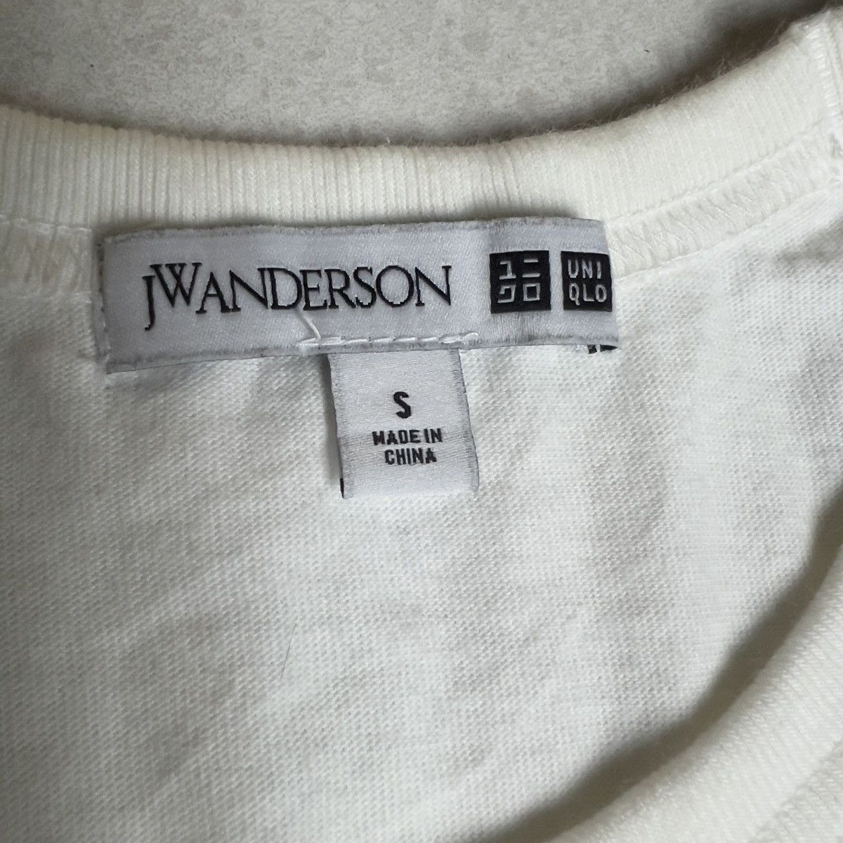 JW Anderson × Uniqlo JW.Anderson x Uniqlo Size US S / EU 44-46 / 1 - 11 Thumbnail