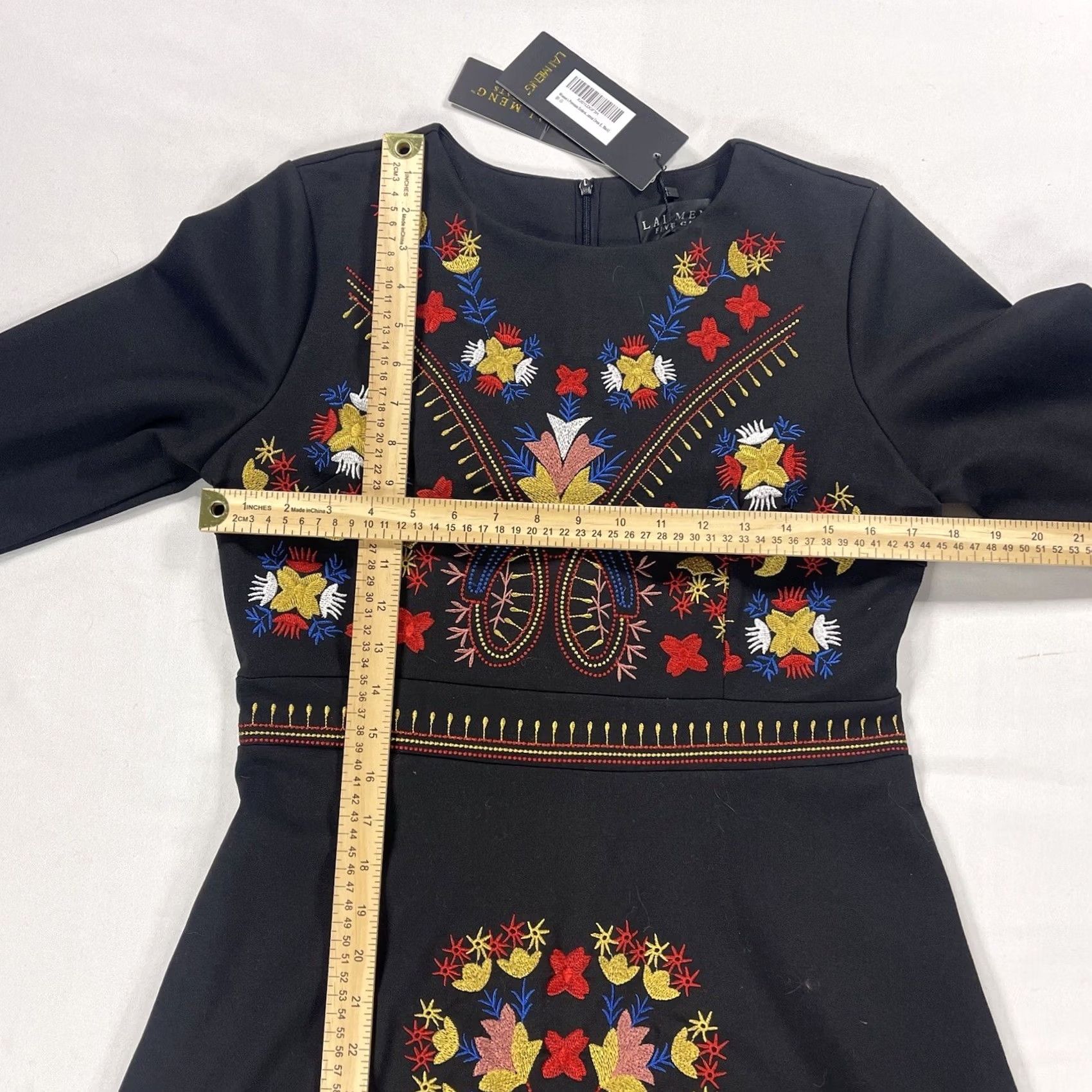 Vintage Flowers NWT Lai Meng Five Cats Women's L Cocktail Dress Black Embroidered Floral Sleeve Long Knee Length Party/Cocktail Dress Size L / US 10 / IT 46 - 2 Thumbnail
