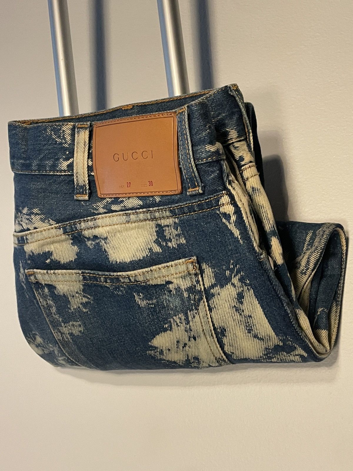 Gucci Gucci Studded Bleach Denim Size 30 Size US 30 / EU 46 - 1 Thumbnail