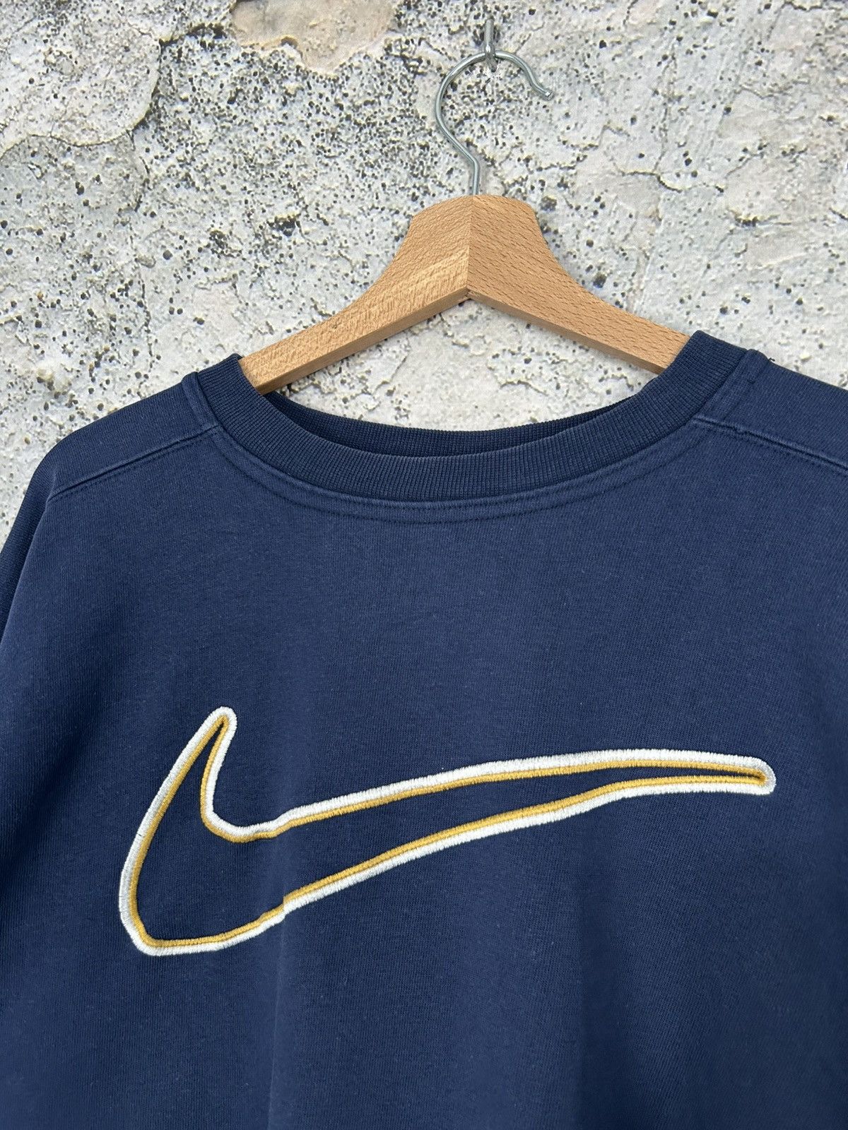 Nike Nike 90s Vintage Big Swoosh Crewneck Rap Baggy Streetwear Size US L / EU 52-54 / 3 - 3 Thumbnail