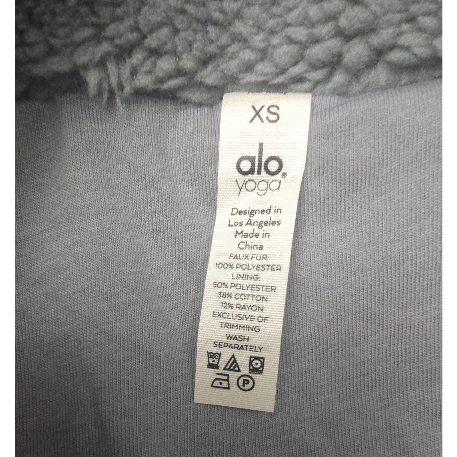 Alo Alo Yoga Foxy Sherpa Jacket XS Steel Blue Faux Fur Full Zip Size XS / US 0-2 / IT 36-38 - 10 Thumbnail