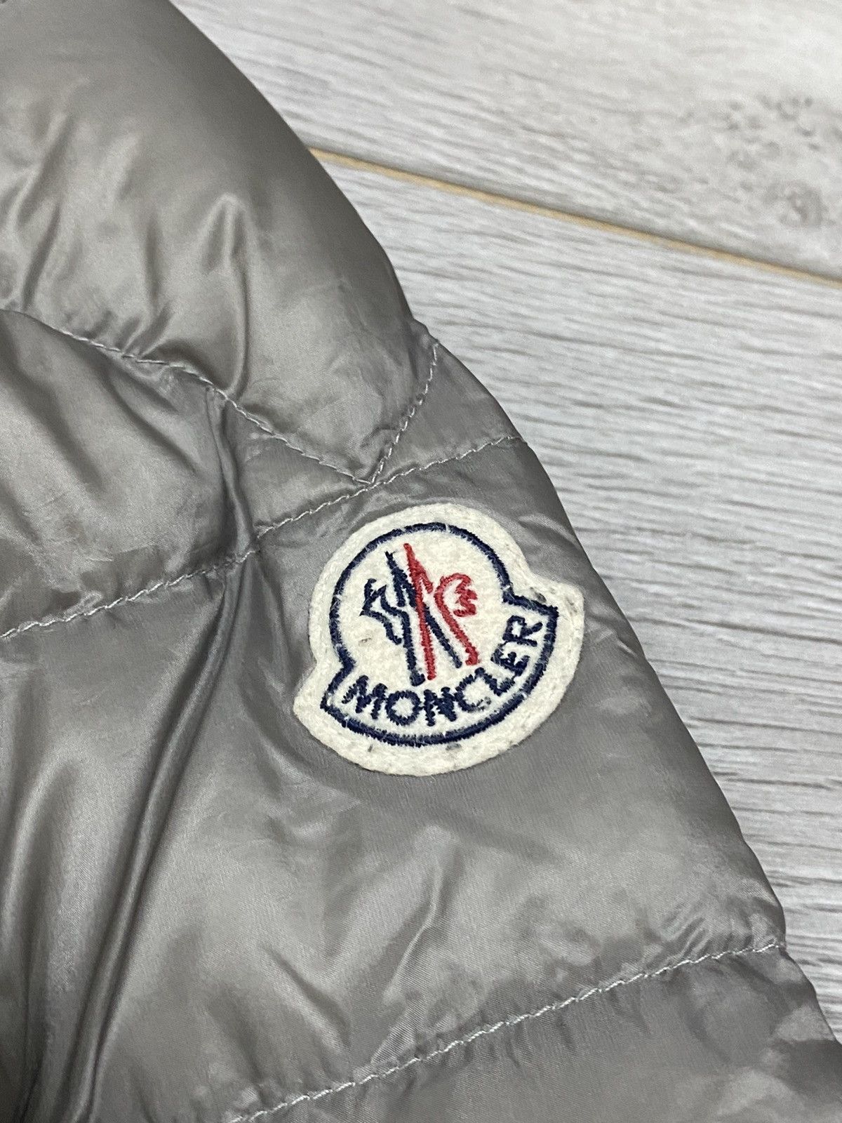 Moncler Moncler jacket Valence puffer size 2 Size US M / EU 48-50 / 2 - 5 Thumbnail