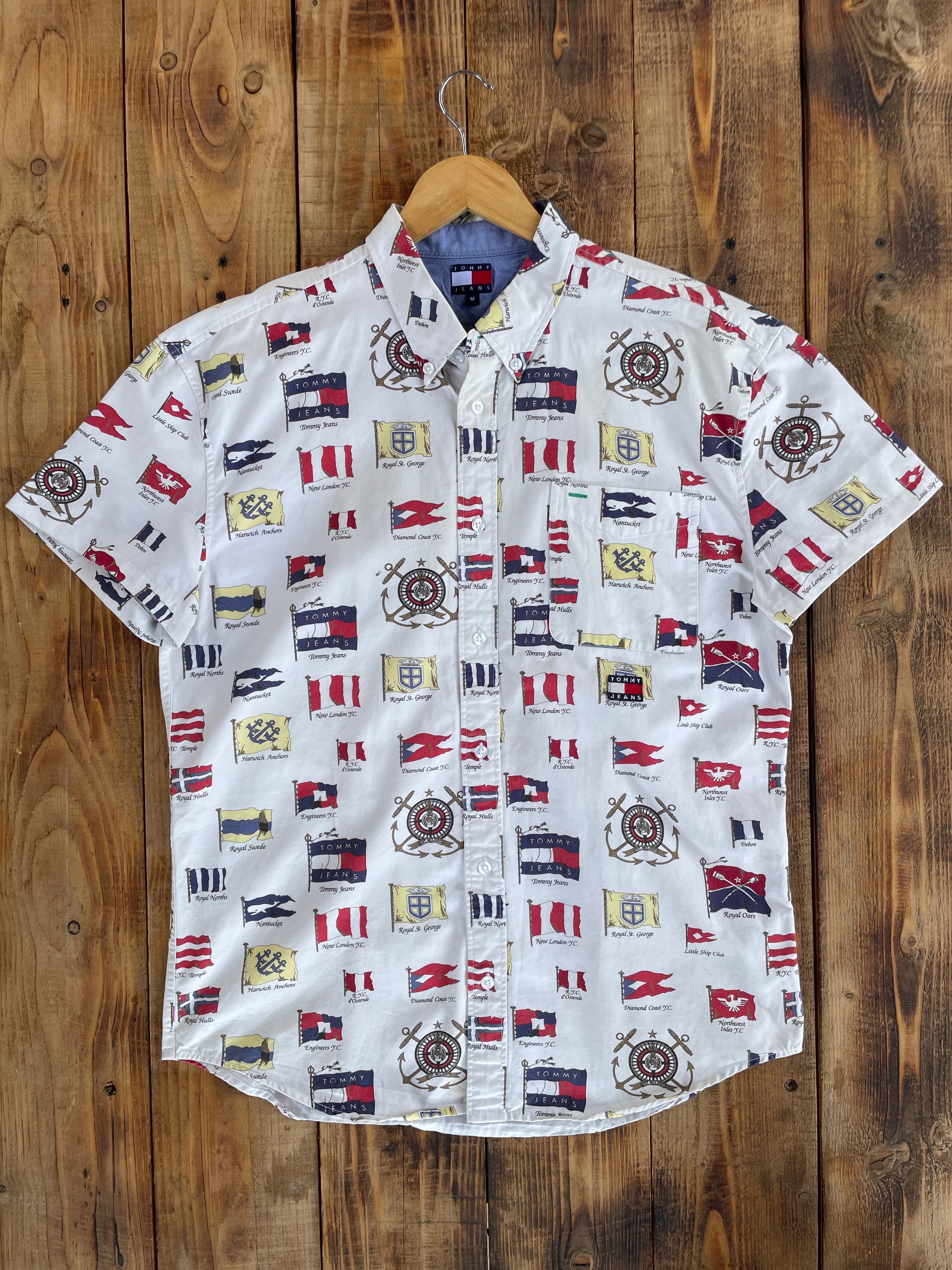 Tommy Hilfiger Tommy Hilfiger Tommy Jeans Sailing Flag Short Sleeve Shirt Size US M / EU 48-50 / 2 - 1 Thumbnail
