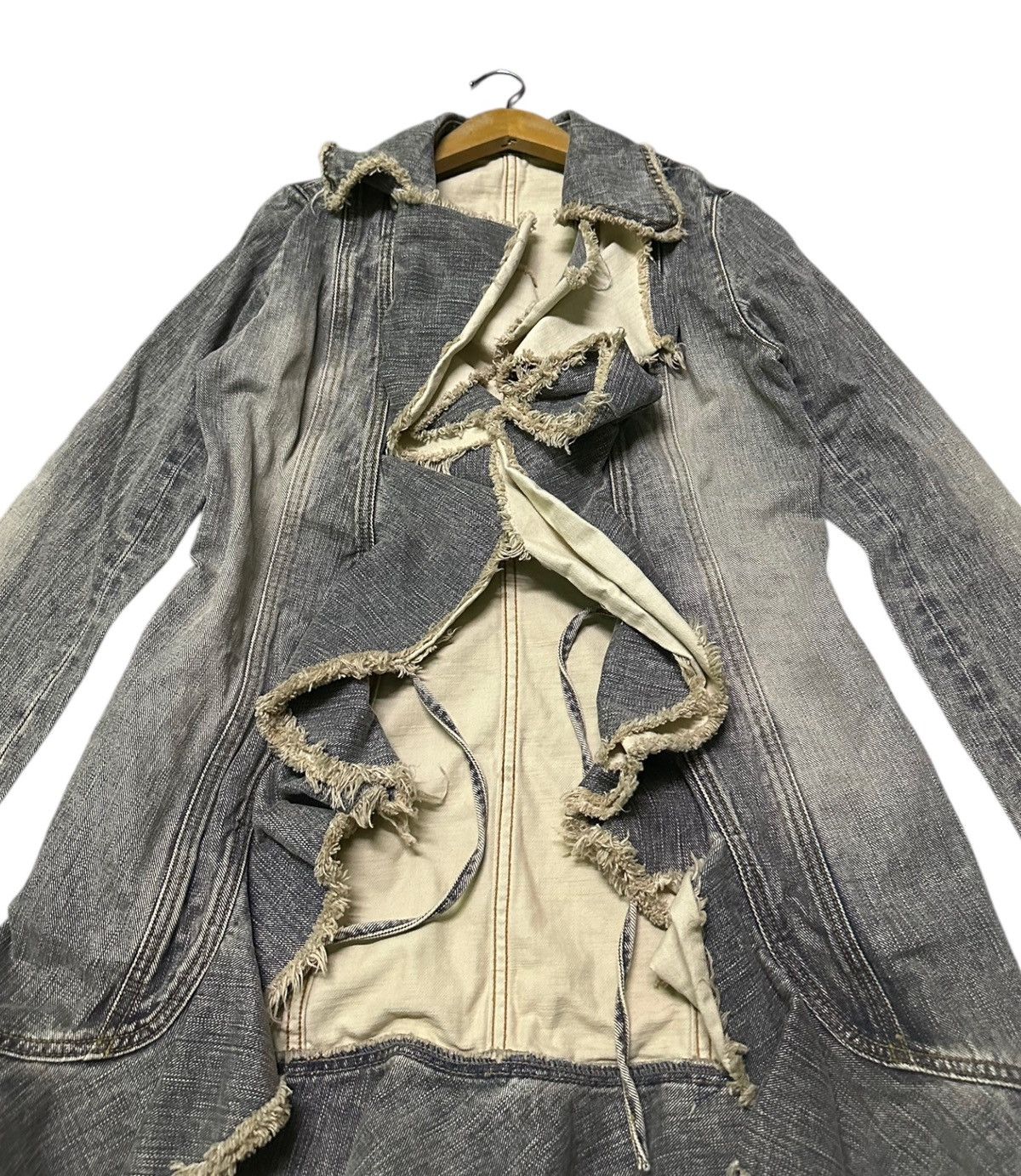 Japanese Brand Grace Continental frill denim jacket with raw-edge design Size M / US 6-8 / IT 42-44 - 4 Thumbnail