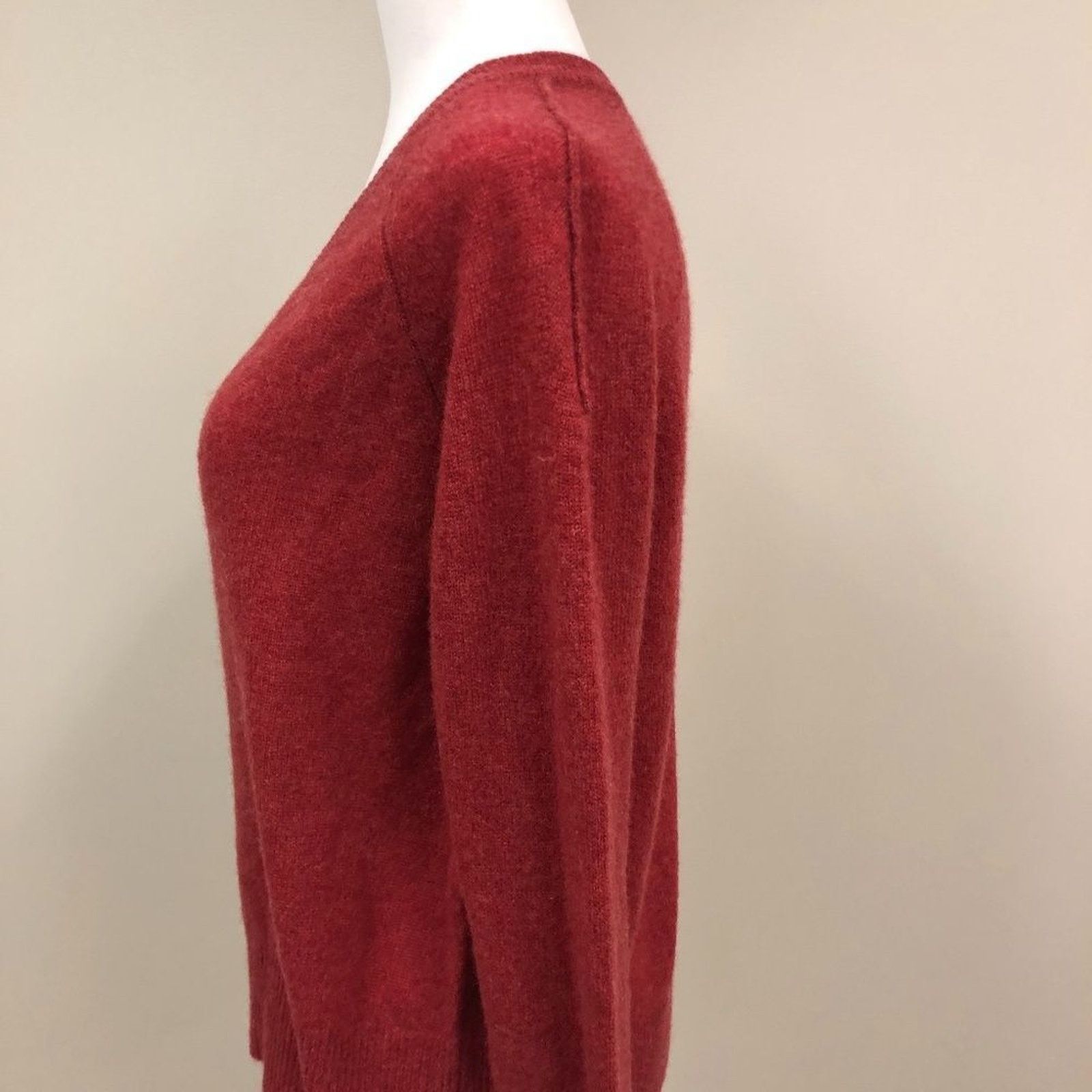 360Cashmere v-neck cashmere sweater from 360 Cashmere Size XS / US 0-2 / IT 36-38 - 2 Thumbnail
